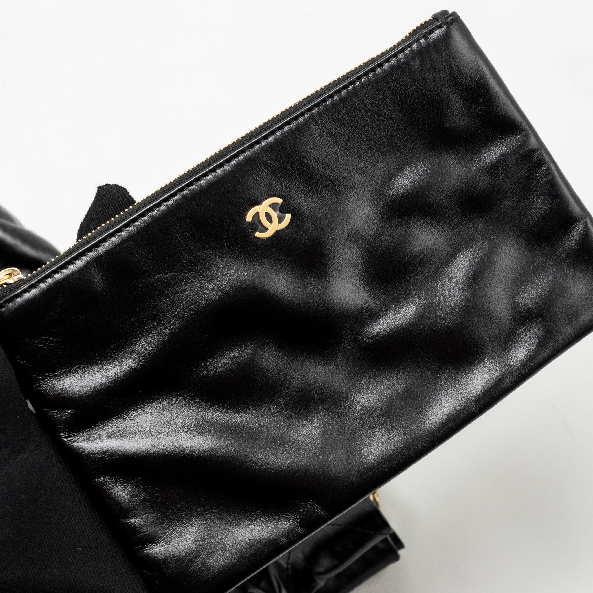 CHANEL SMALL 22 BAG GOLD LETTER CALFSKIN BLACK GHW (MICROCHIP)