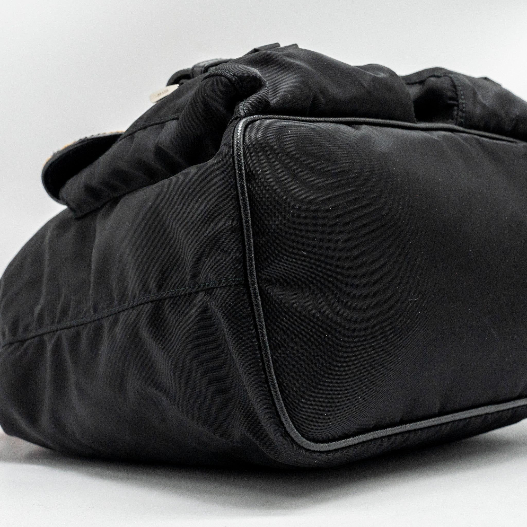 PRADA NYLON SHOULDER BAG WITH OSTRICH HANDLE BLACK / MULTICOLOUR SHW
