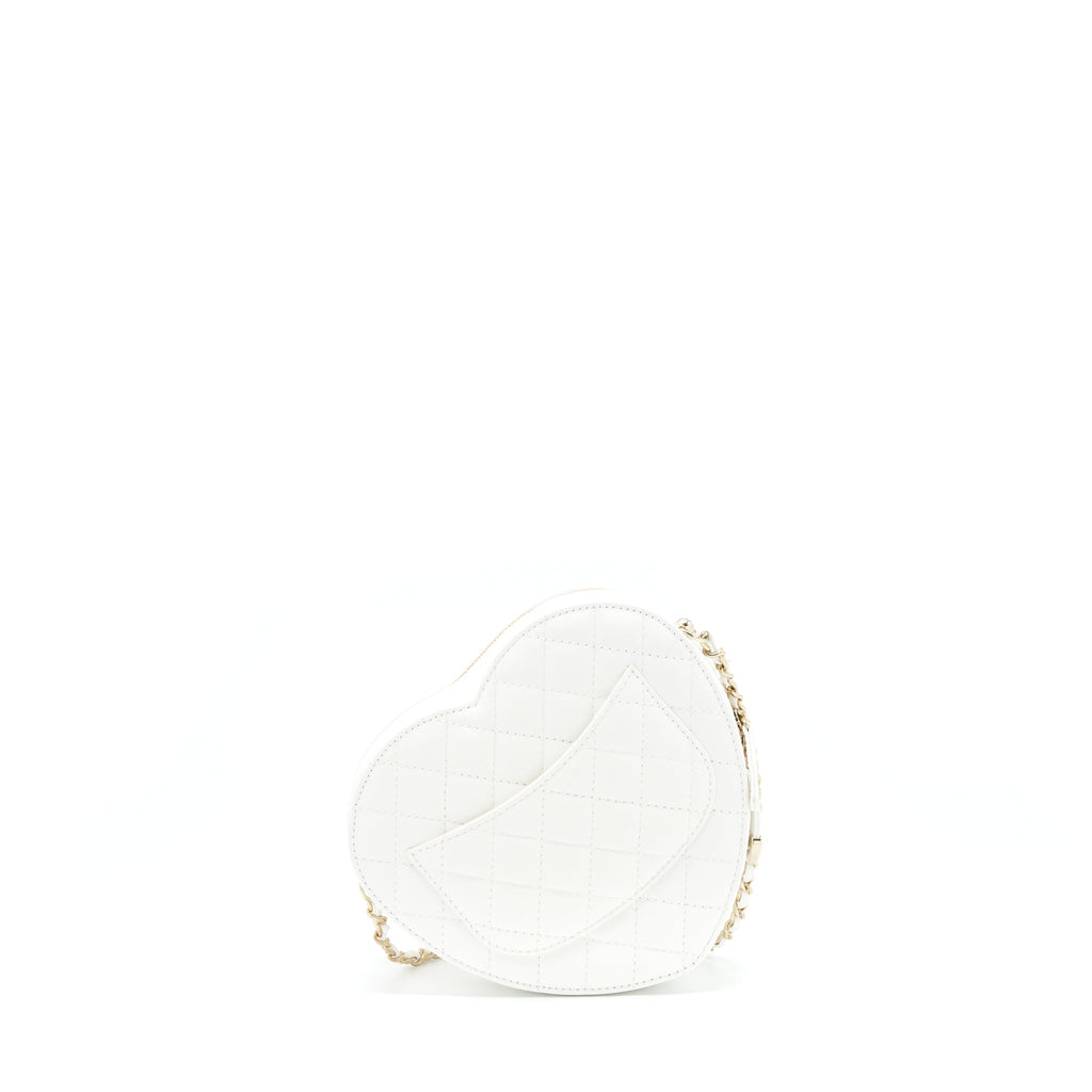 CHANEL 22S HEART BAG LAMBSKIN WHITE LGHW (MICROCHIP)