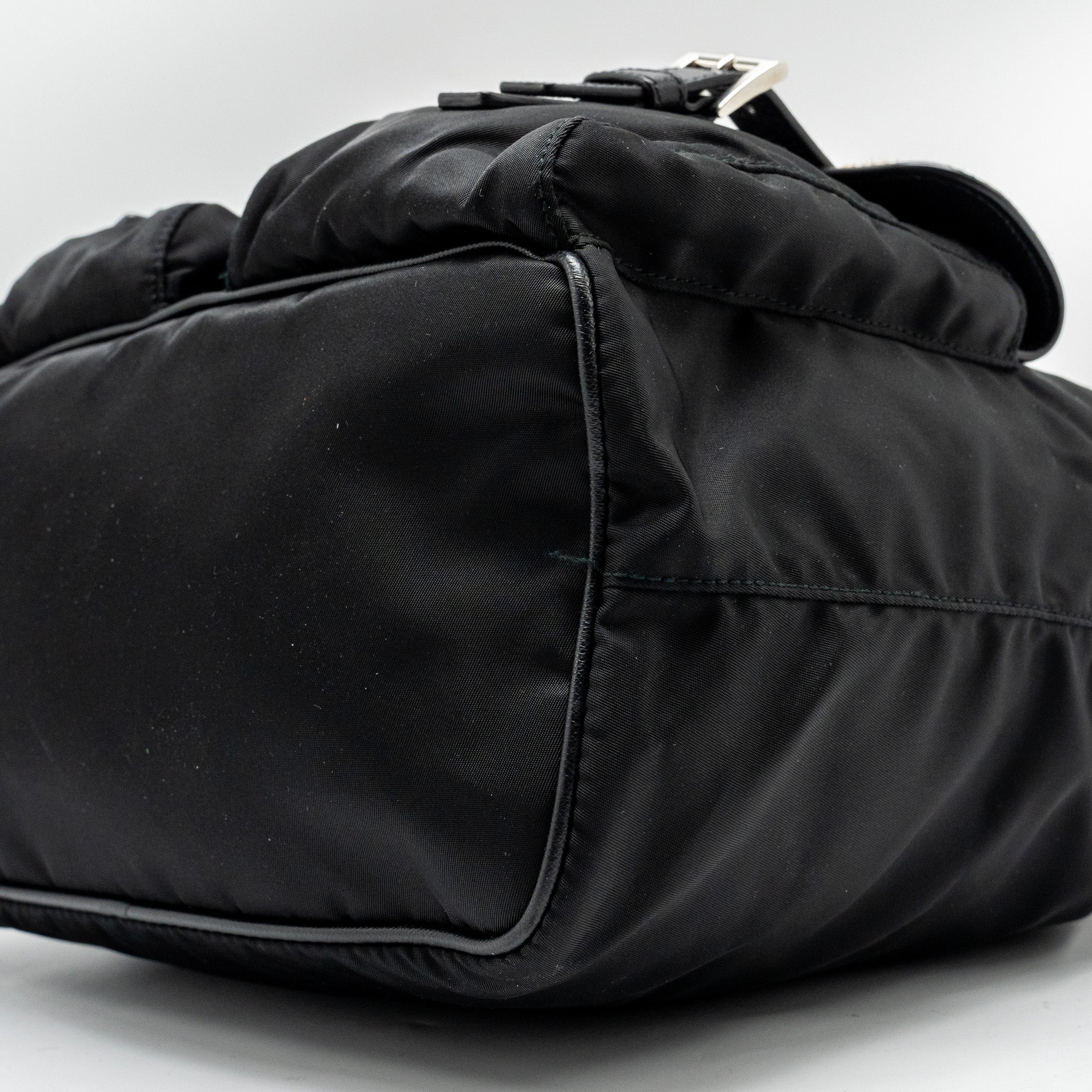 PRADA NYLON SHOULDER BAG WITH OSTRICH HANDLE BLACK / MULTICOLOUR SHW