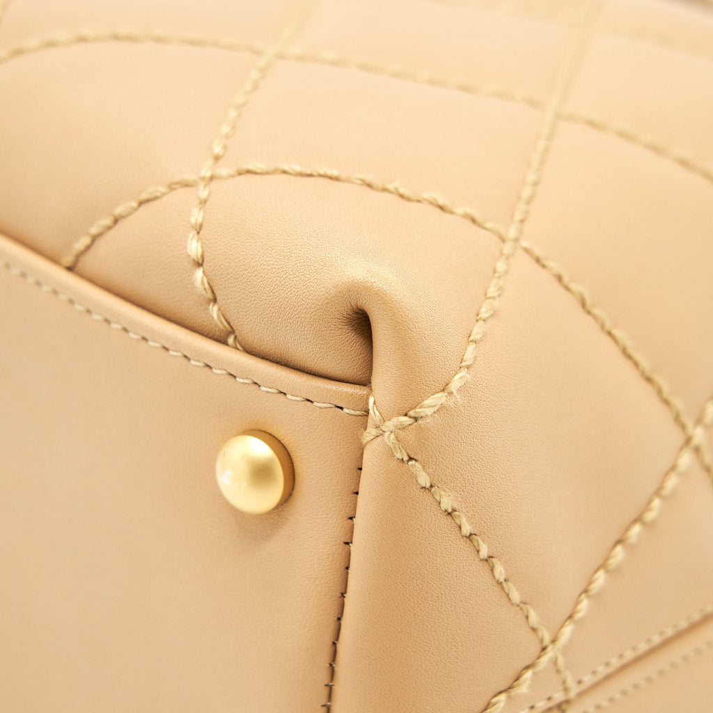 CHANEL VINTAGE QUILTED BEIGE SHOULDER BAG