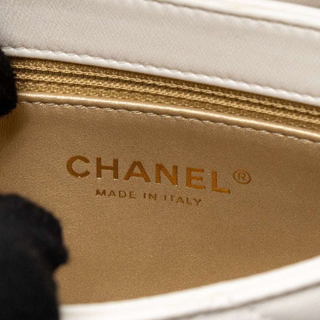 CHANEL QUILTED FLAP BAG WITH LETTER CHAIN LAMBSKIN WHITE GHW (MICROCHIP)