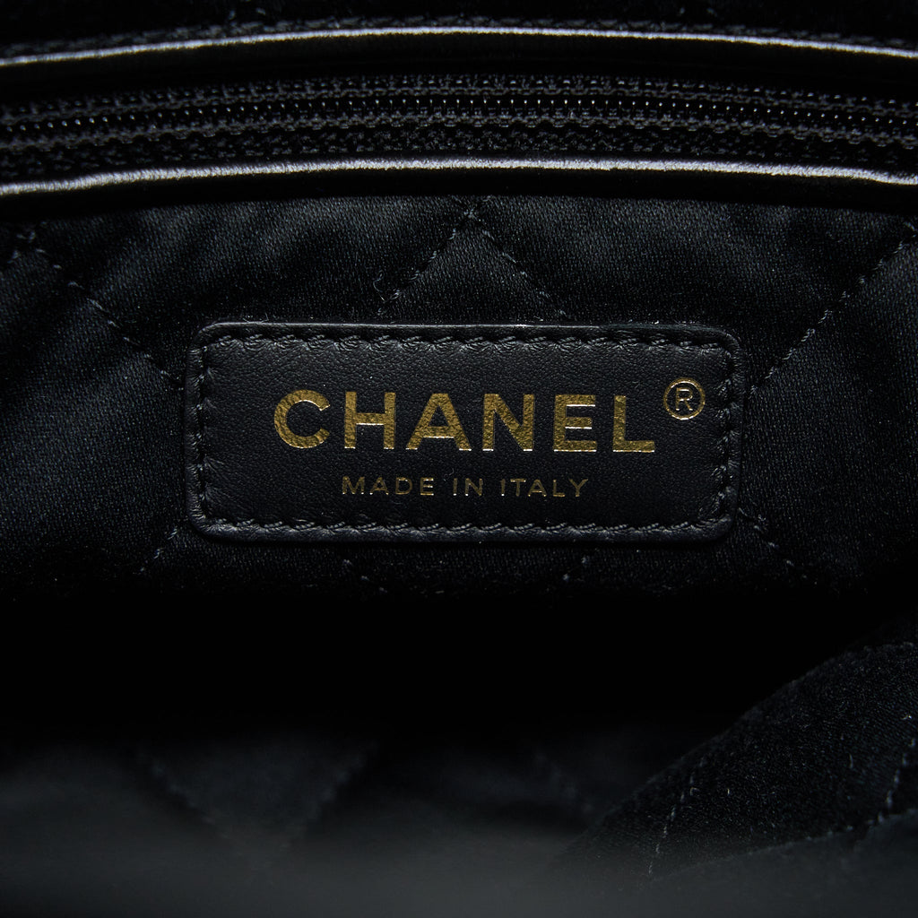 CHANEL SMALL 22 BAG GOLD LETTER SHINY CALFSKIN BLACK GHW (MICROCHIP)