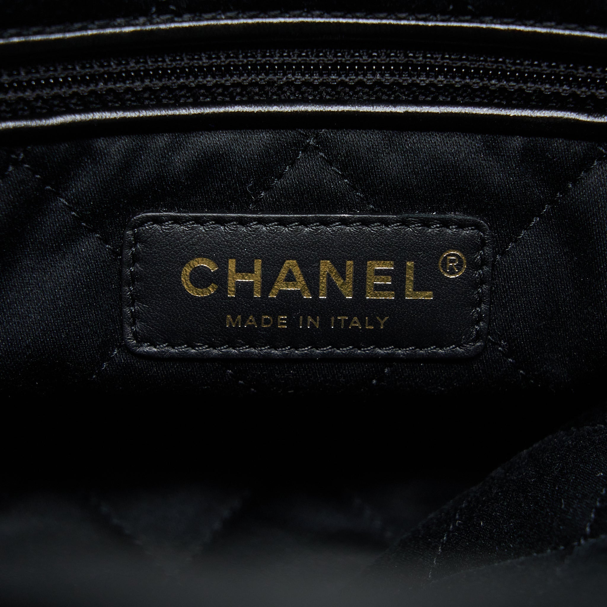 CHANEL SMALL 22 BAG GOLD LETTER SHINY CALFSKIN BLACK GHW (MICROCHIP)