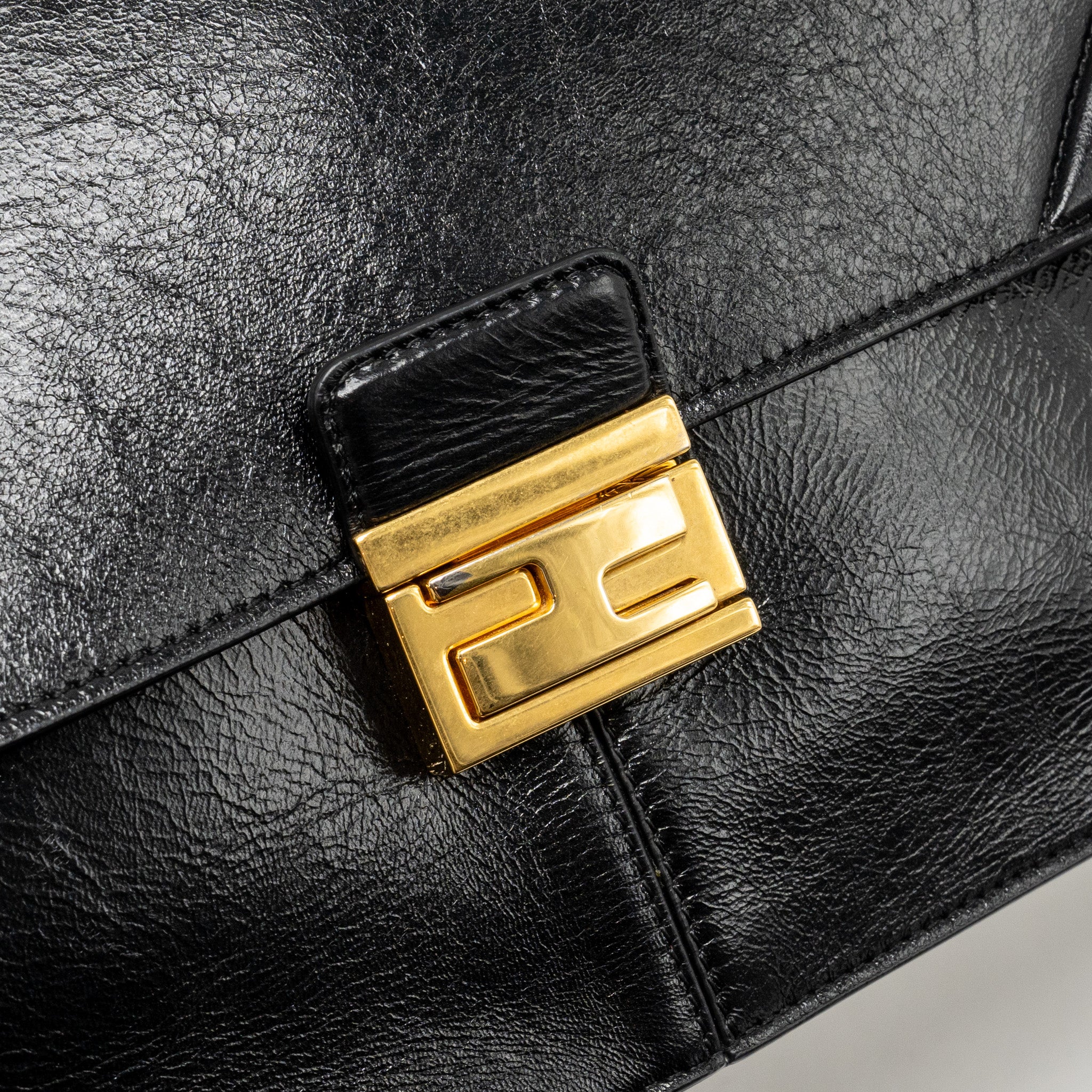 FENDI KAN U SHOULDER BAG LEATHER BLACK GHW