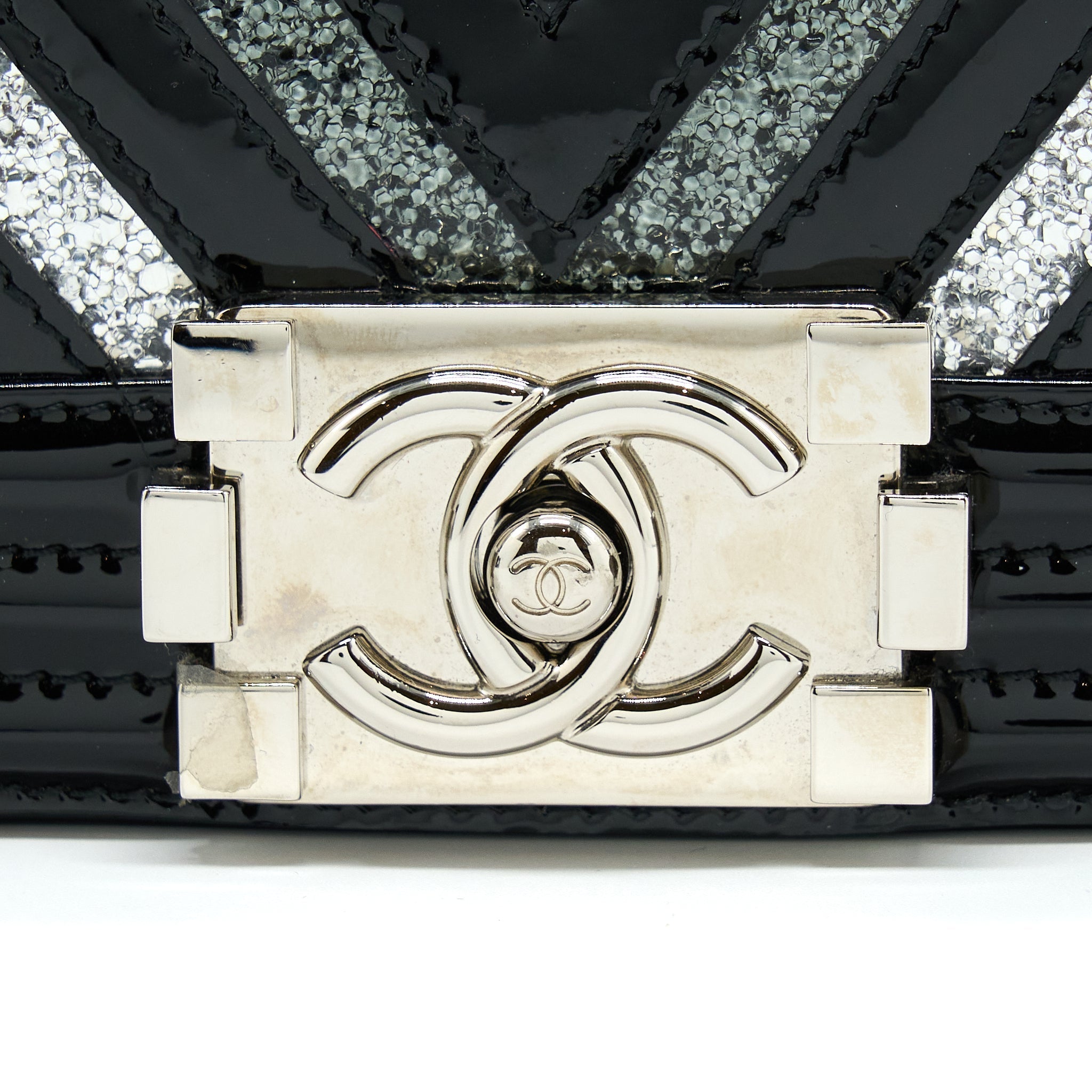 CHANEL MEDIUM BOY BAG CHEVRON LIMITED PATENT BLACK SHW