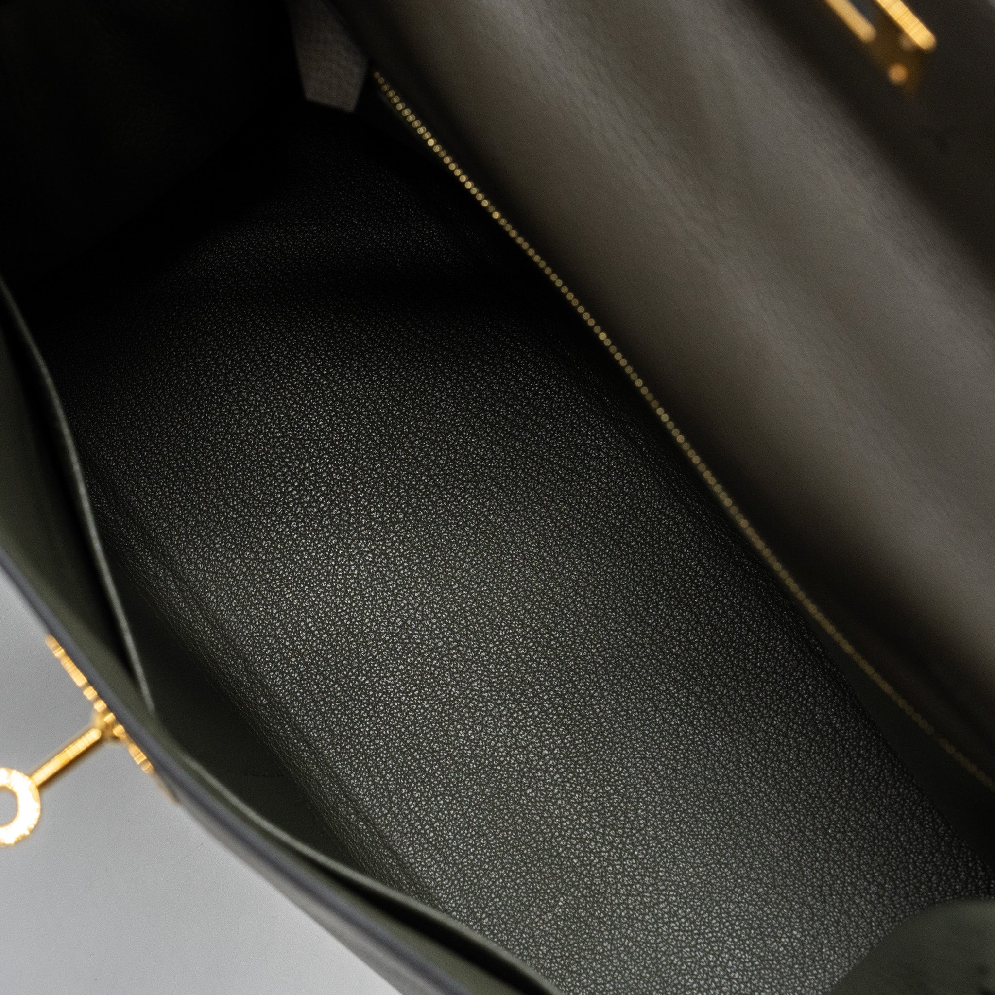 HERMES KELLY 28 EVERCOLOR VERT DE GRIS GHW