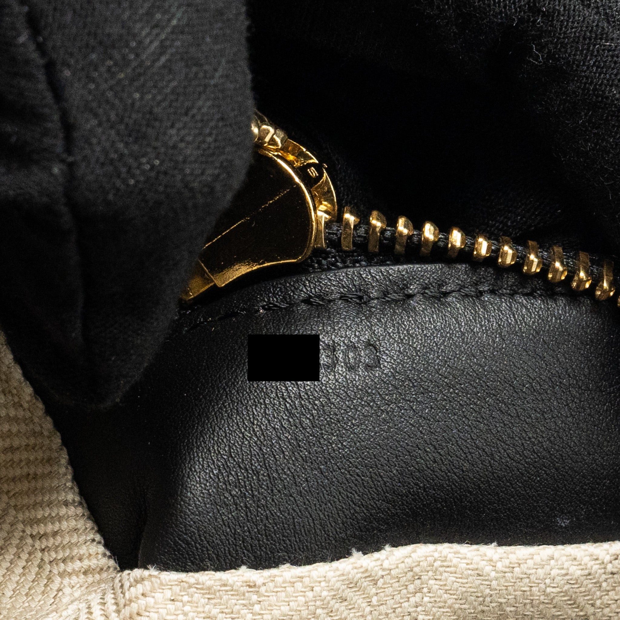 LOEWE PUZZLE HOBO BAG CALFSKIN BLACK GHW