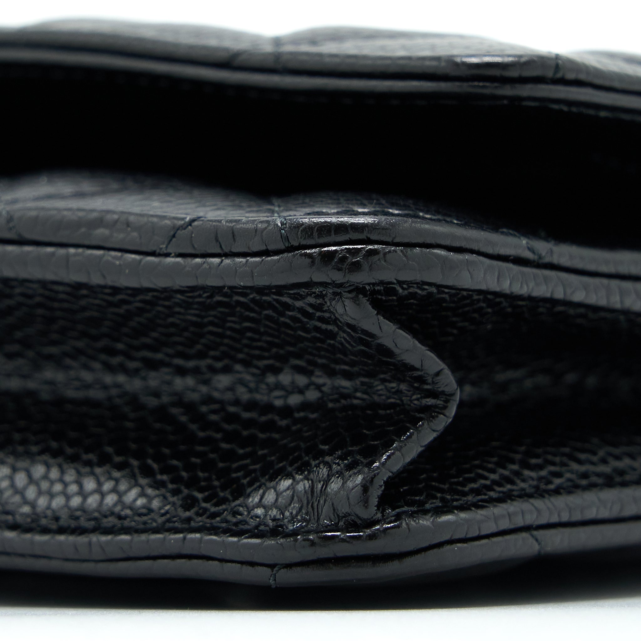 CHANEL CLASSIC WALLET ON CHAIN CAVIAR BLACK SHW (MICROCHIP)