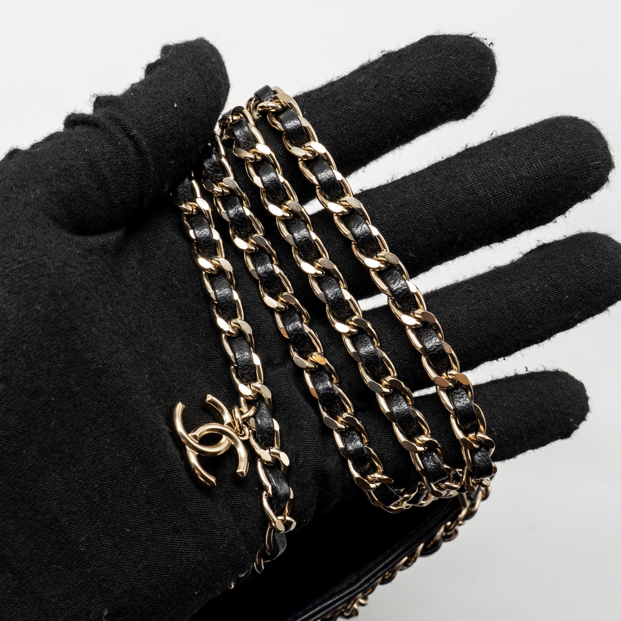 CHANEL GOLD CLUTCH O CHAIN VERTICAL PHONE HOLDER LAMBSKIN BLACK GHW