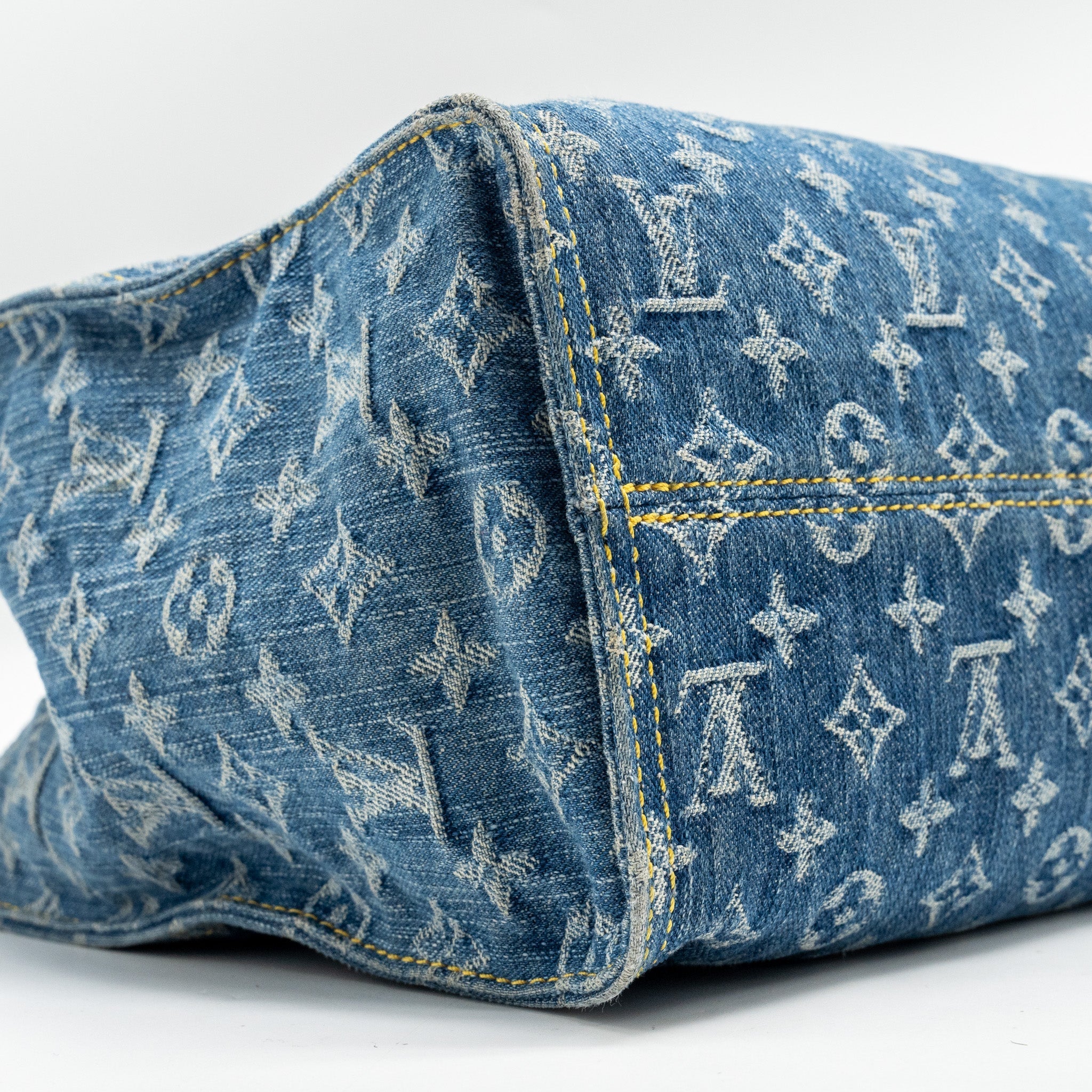 LOUIS VUITTON ONTHEGO MM REMIX MONOGRAM DENIM BLUE GHW