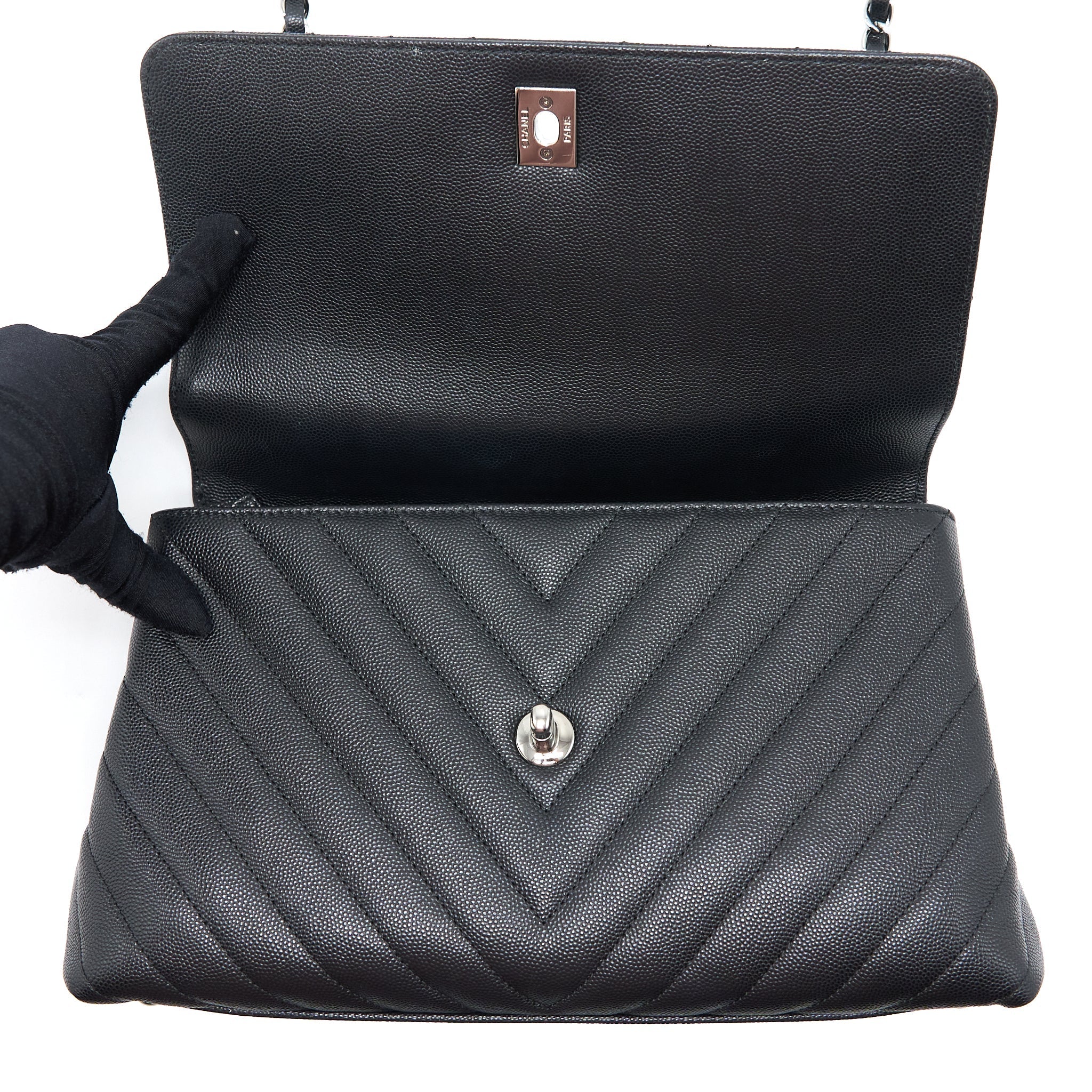 CHANEL MEDIUM COCO HANDLE CHEVRON CAVIAR BLACK SHW