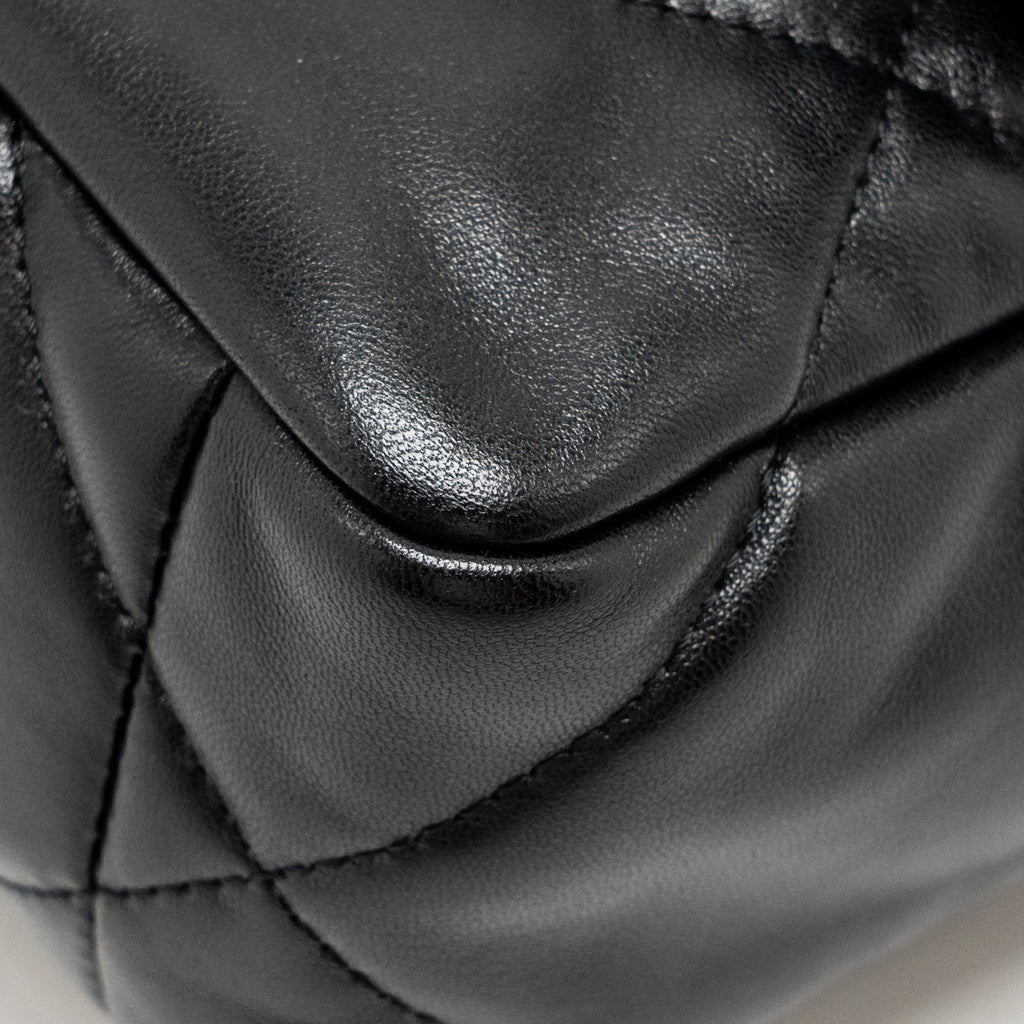 CHANEL SMALL 19 BAG LAMBSKIN BLACK MULTICOLOUR HARDWARE (MICROCHIP)