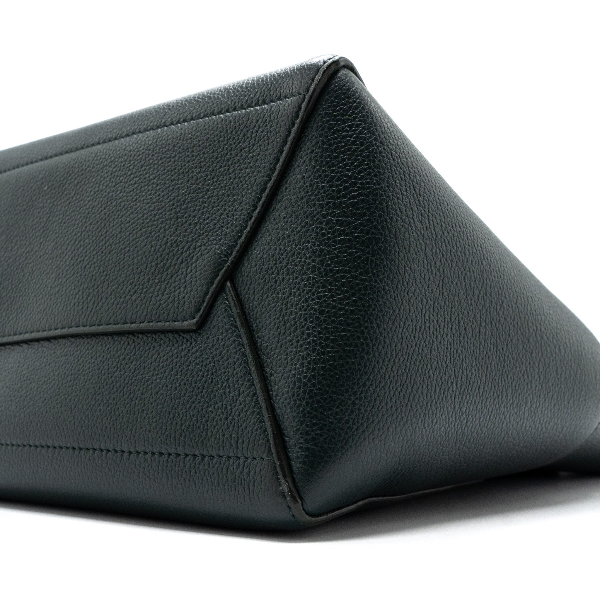 CELINE SANGLE BUCKET BAG CALFSKIN DARK GREEN GHW