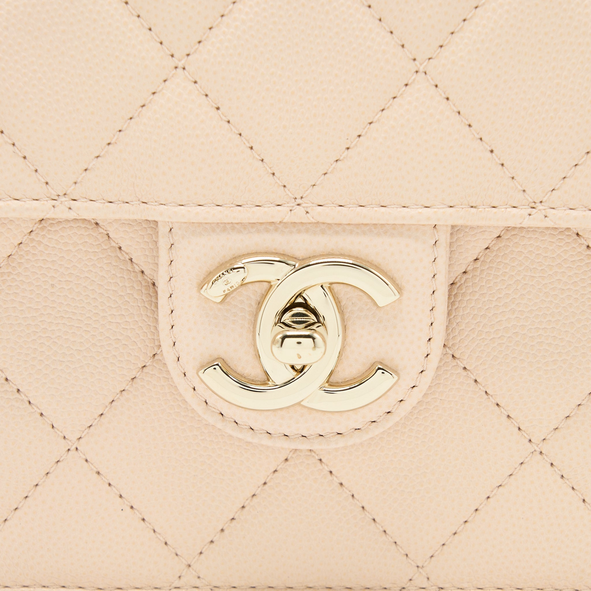CHANEL 21K CROSSBODY BAG CAVIAR LIGHT BEIGE LGHW (MICROCHIP)