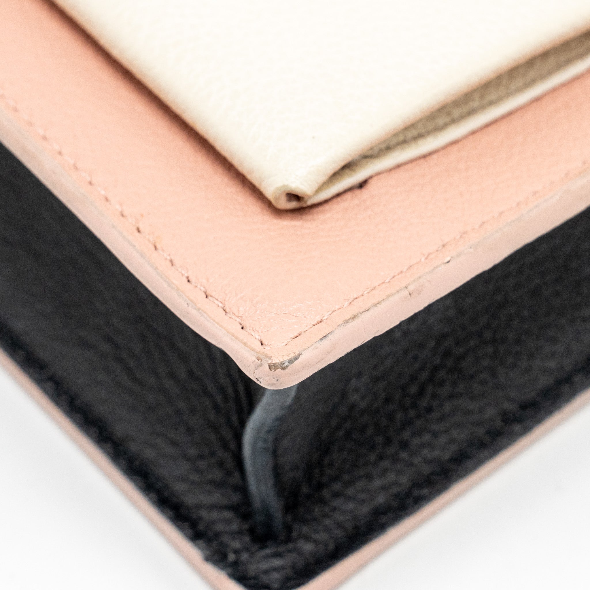 LOUIS VUITTON MY LOCK ME CHAIN POCHETTE CALFSKIN PINK/CREAMY WHITE SHW