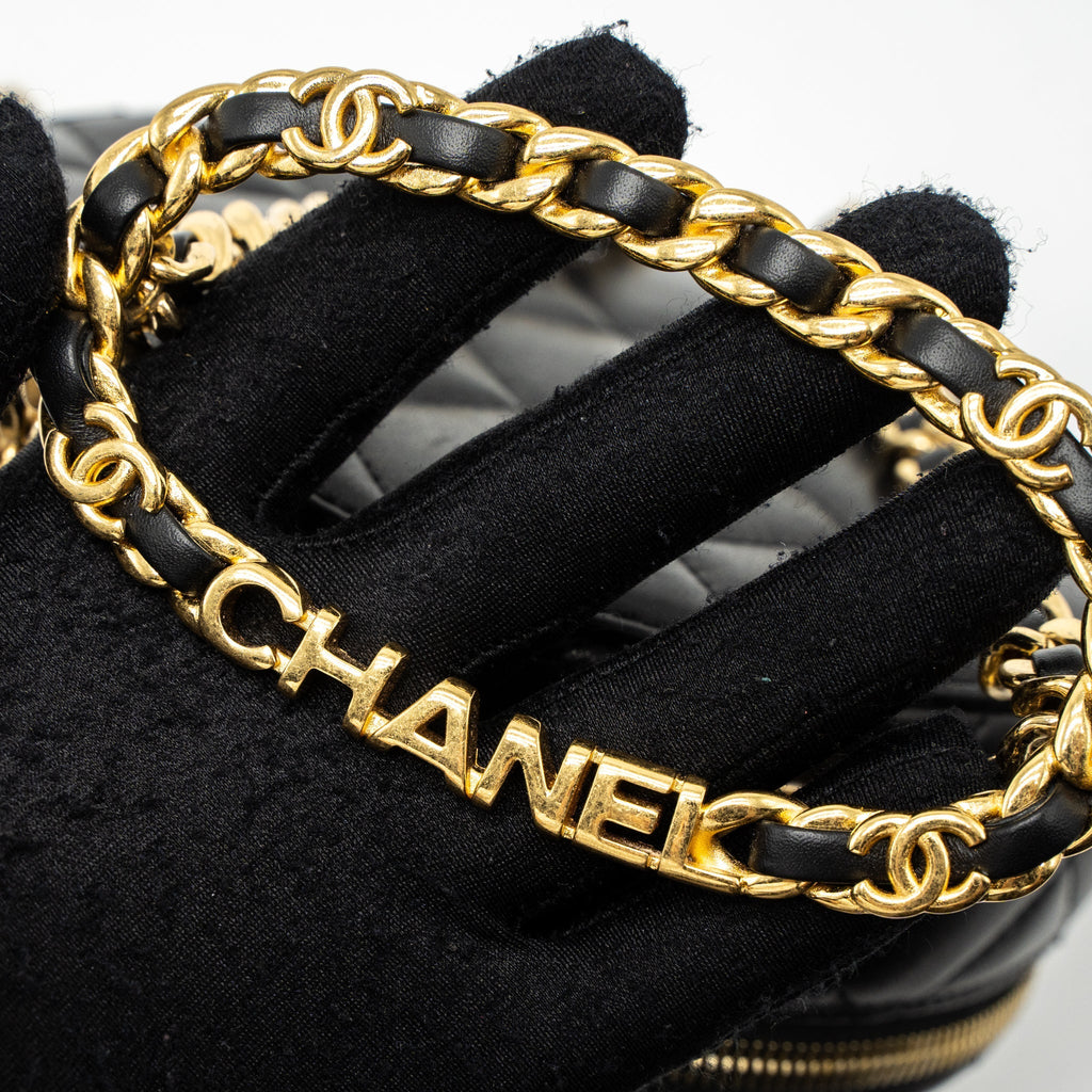 CHANEL ROUND VANITY WITH ROUND HANDLE CROSSBODY BAG LAMBSKIN BLACK GHW (MICROCHIP)