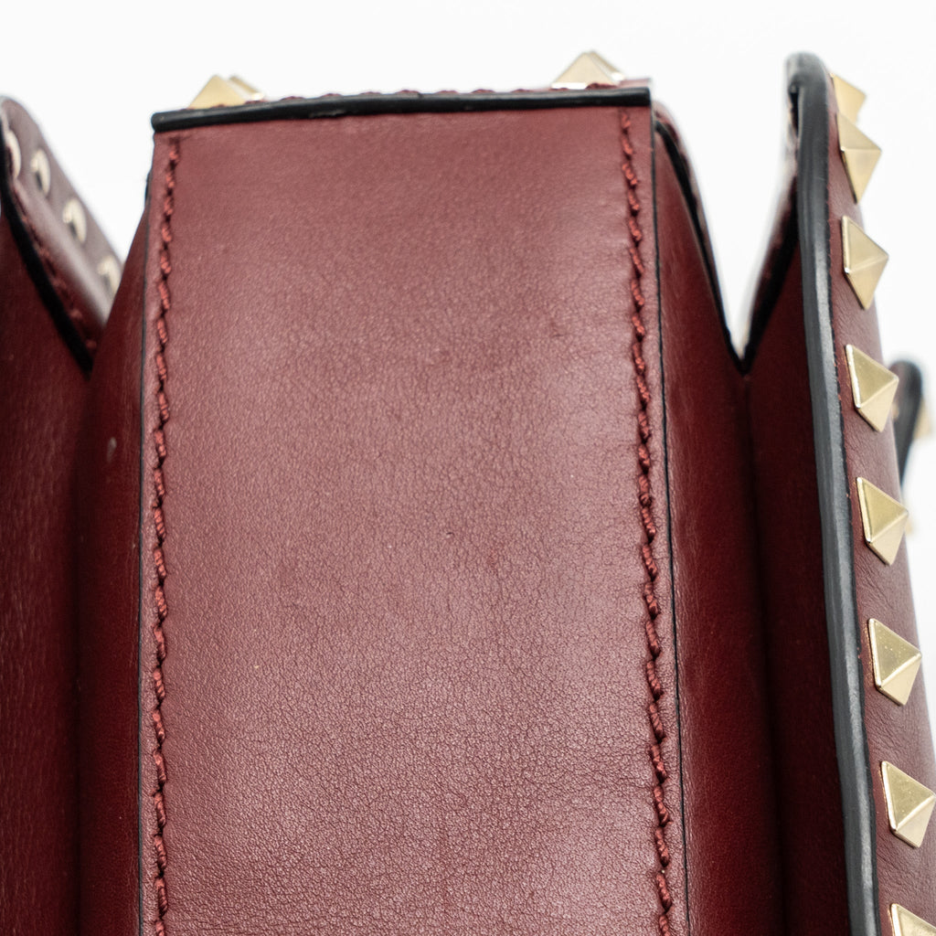 VALENTINO ROCKSTUD FLAP BAG CALFSKIN RED GHW
