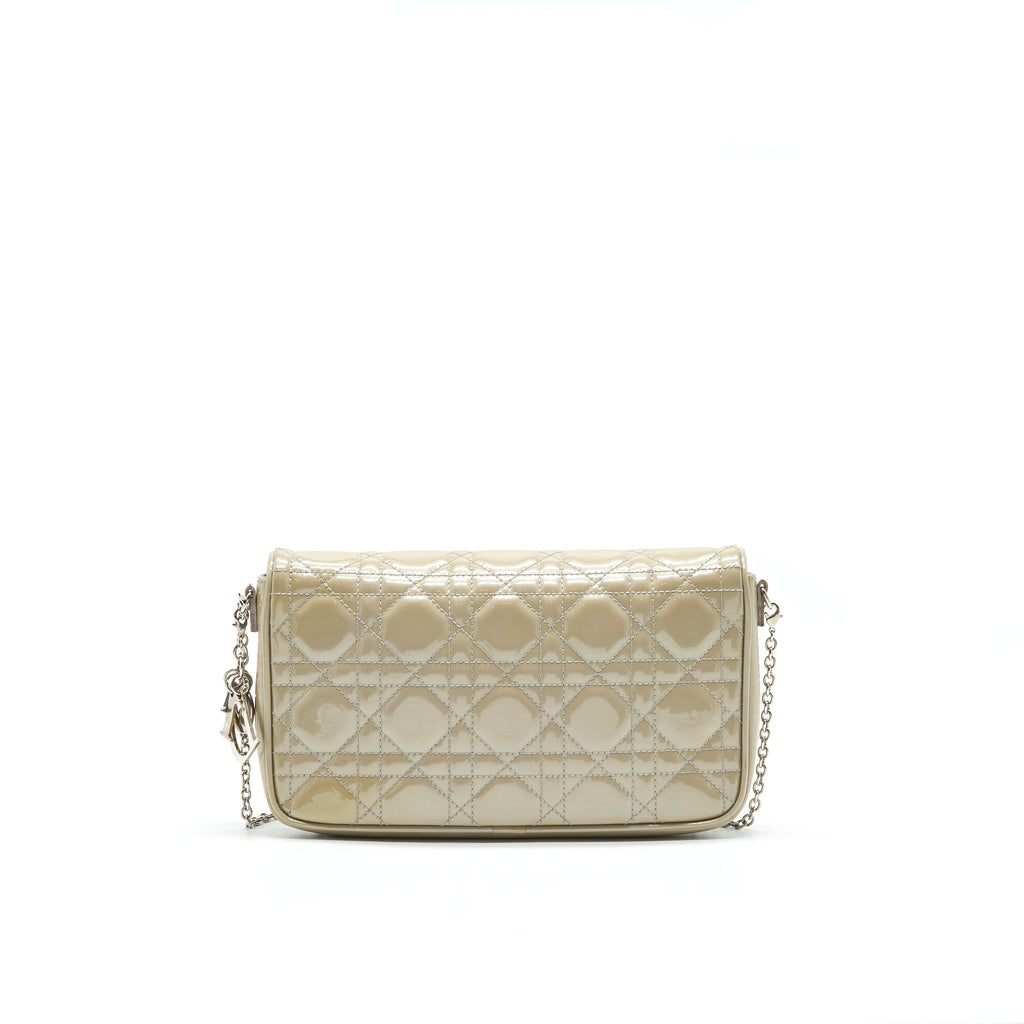 DIOR PATENT LEATHER WALLET ON CHAIN LIGHT GREY