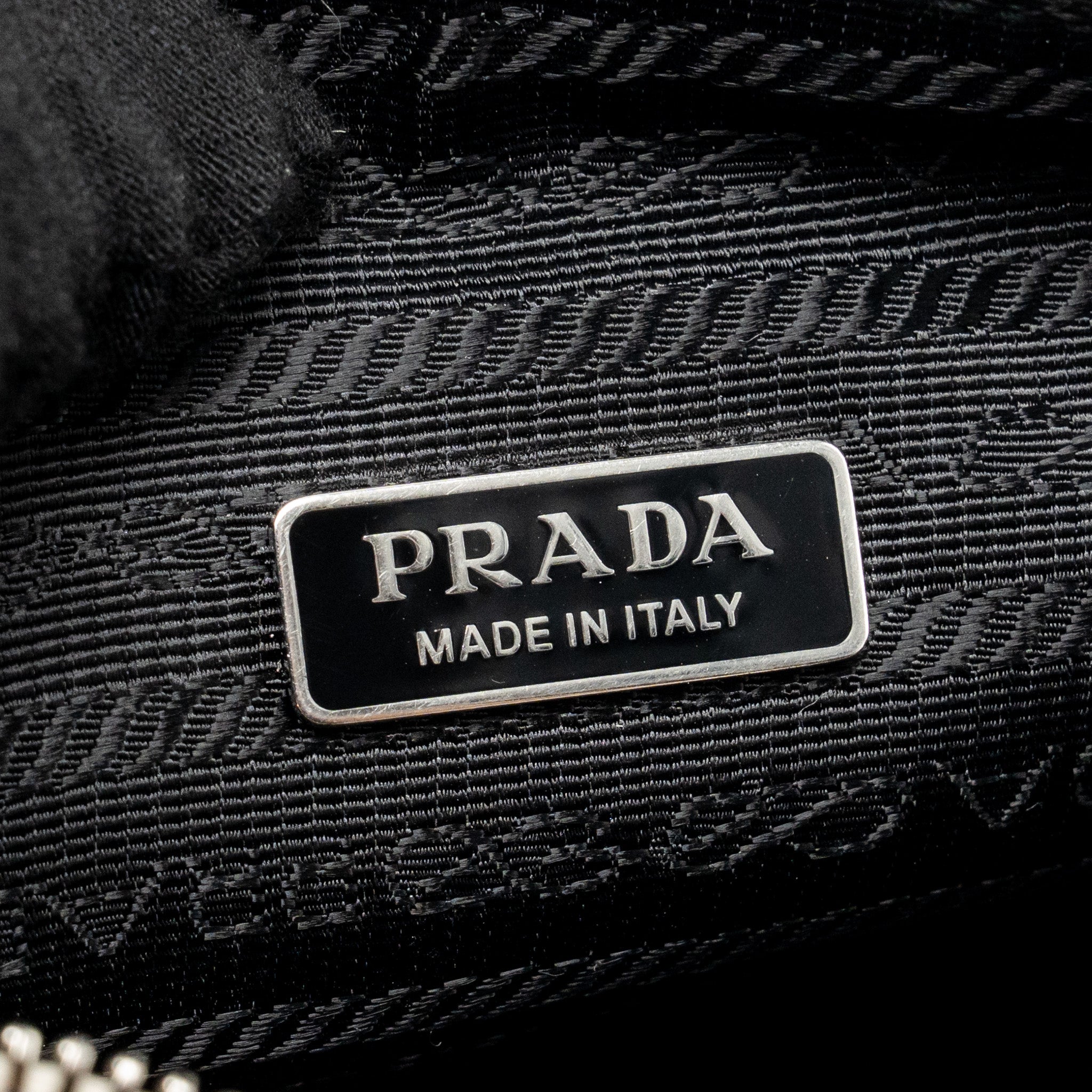 PRADA TRIANGLE SHOULDER BAG LEATHER WHITE SHW