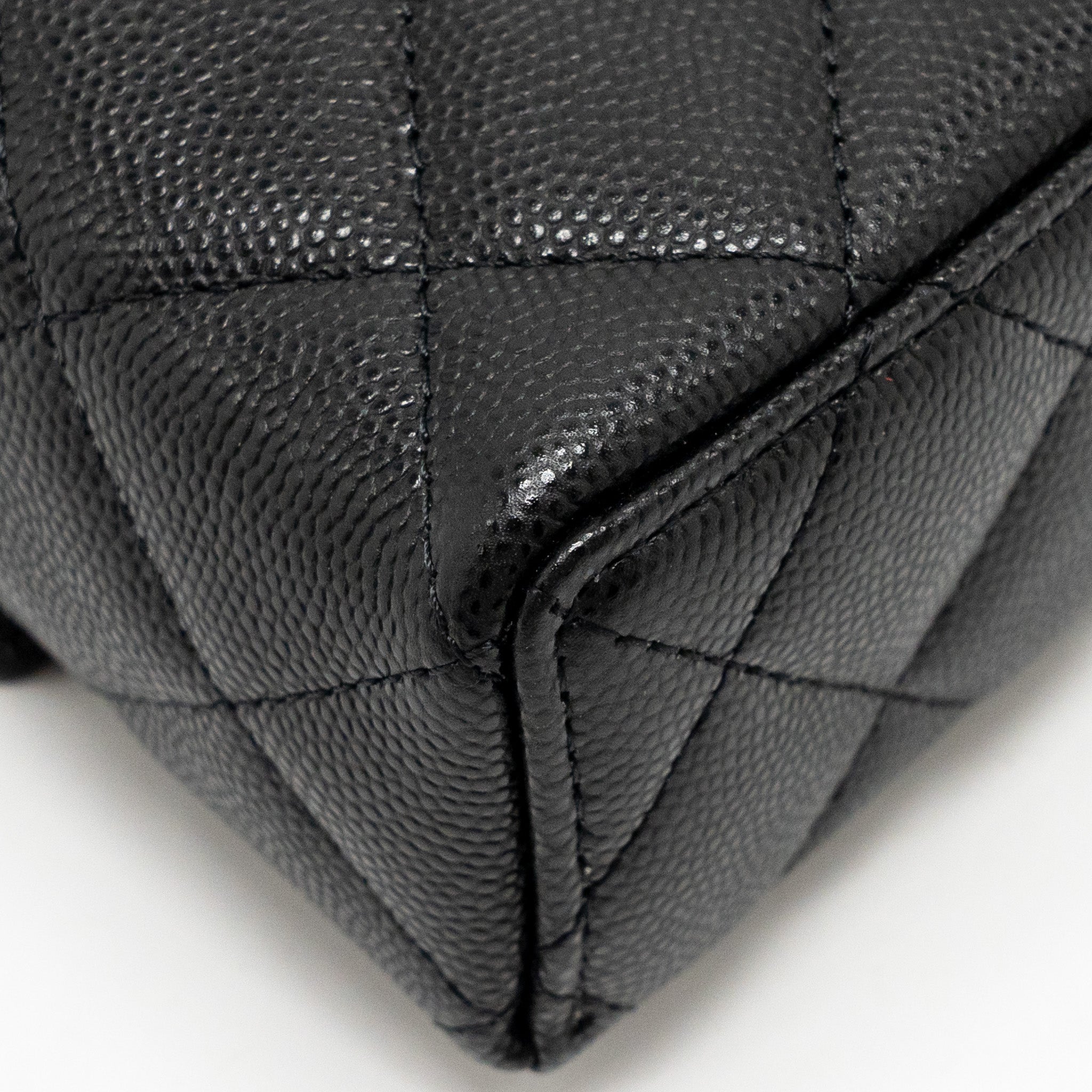 CHANEL TOP HANDLE VANITY BAG CAVIAR BLACK GHW (MICROCHIP)