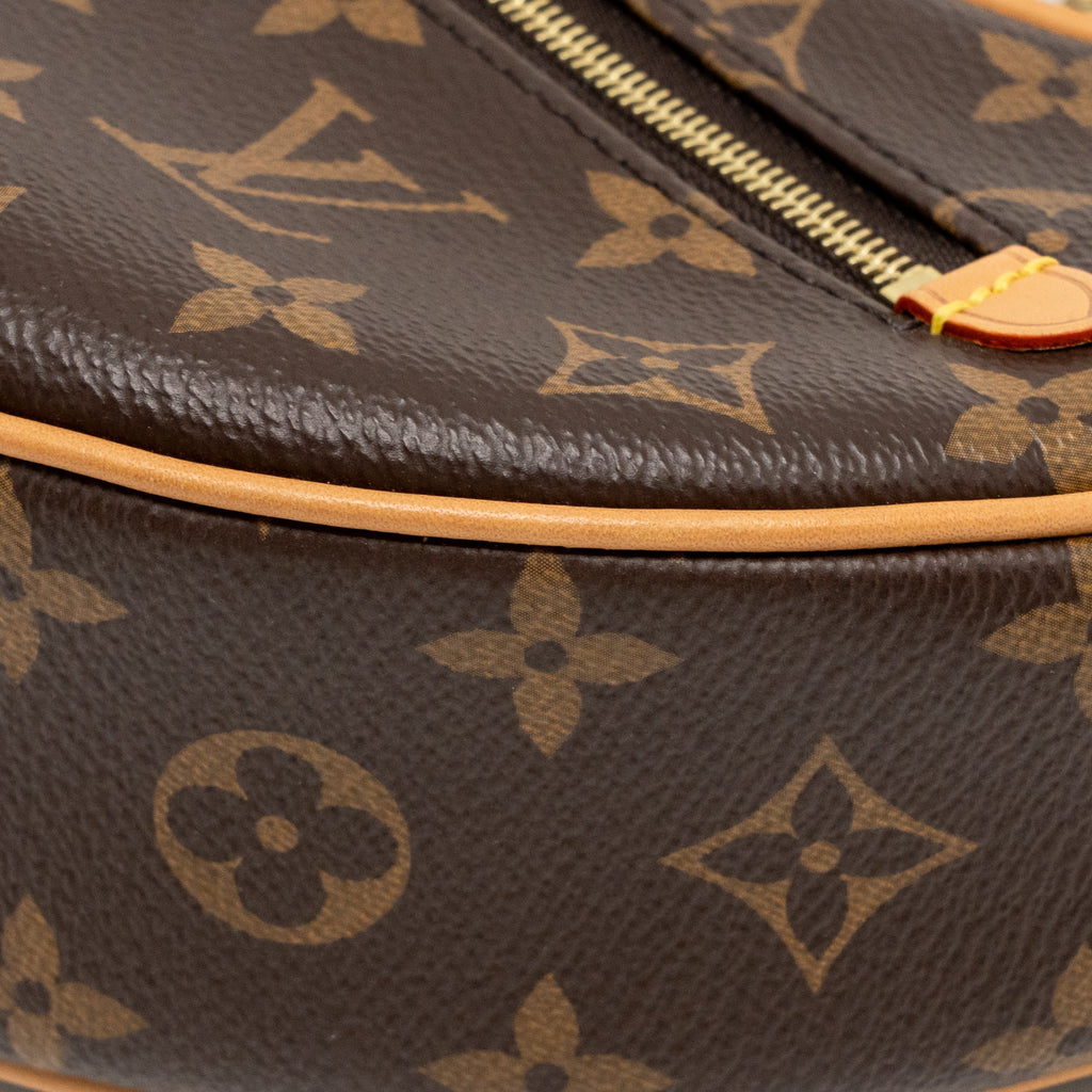 LOUIS VUITTON LOOP BAG MONOGRAM CANVAS GHW
