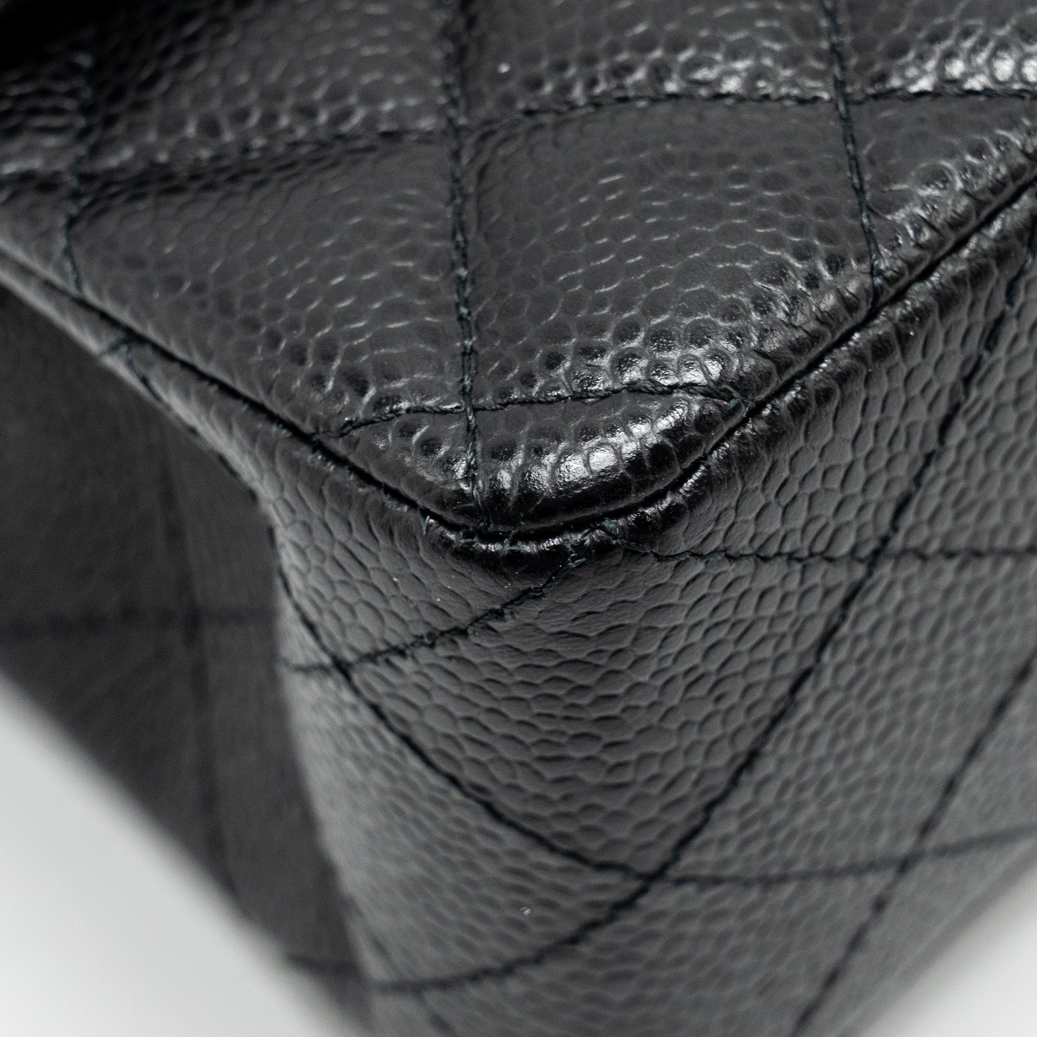 CHANEL SMALL CLASSIC DOUBLE FLAP BAG CAVIAR BLACK SHW (MICROCHIP)