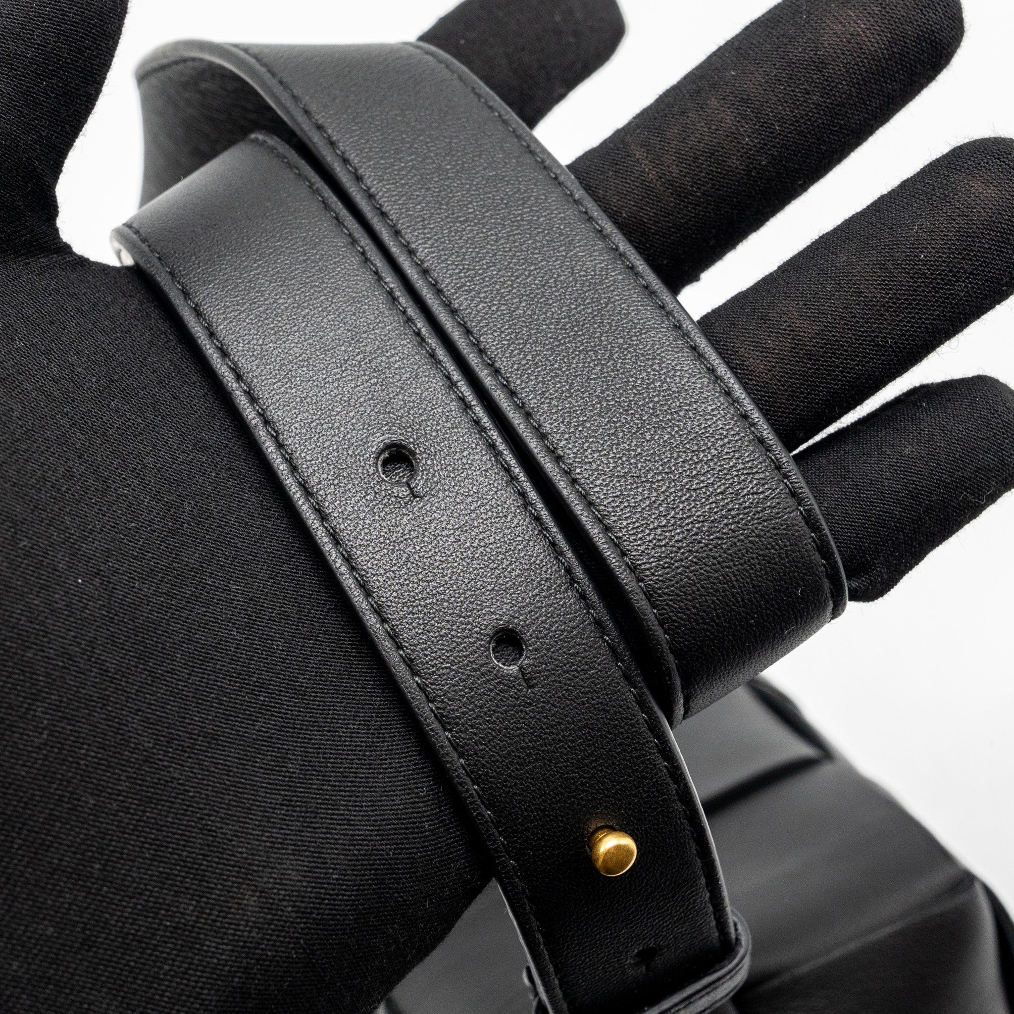 BOTTEGA VENETA CASSETTE BELT BAG LAMBSKIN BLACK GHW