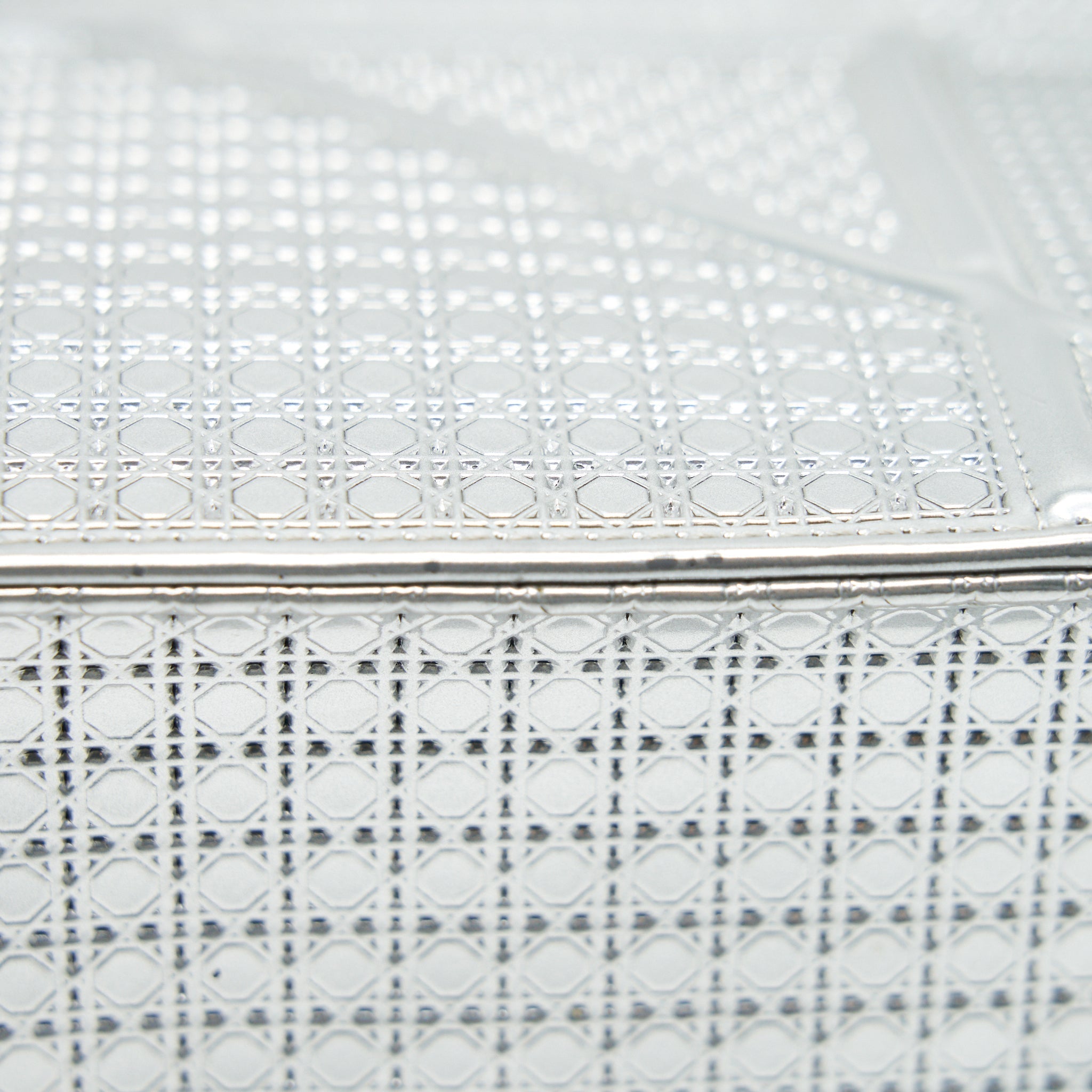 DIOR MEDIUM DIORMA METALLIC SILVER WITH SHW