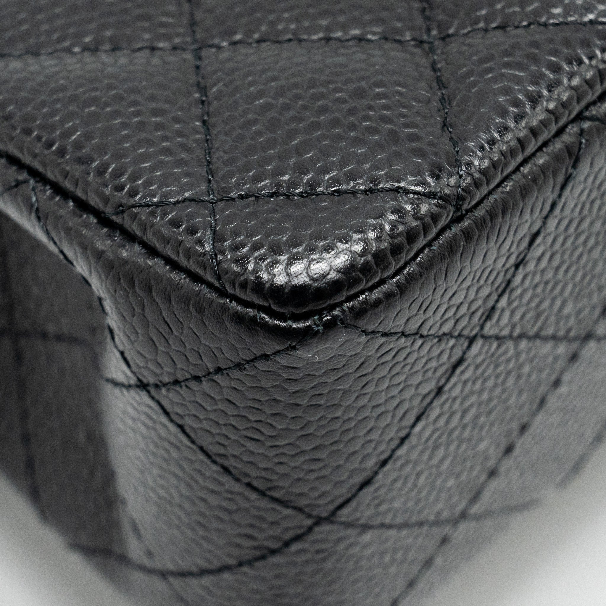 CHANEL SMALL CLASSIC DOUBLE FLAP BAG CAVIAR BLACK SHW (MICROCHIP)
