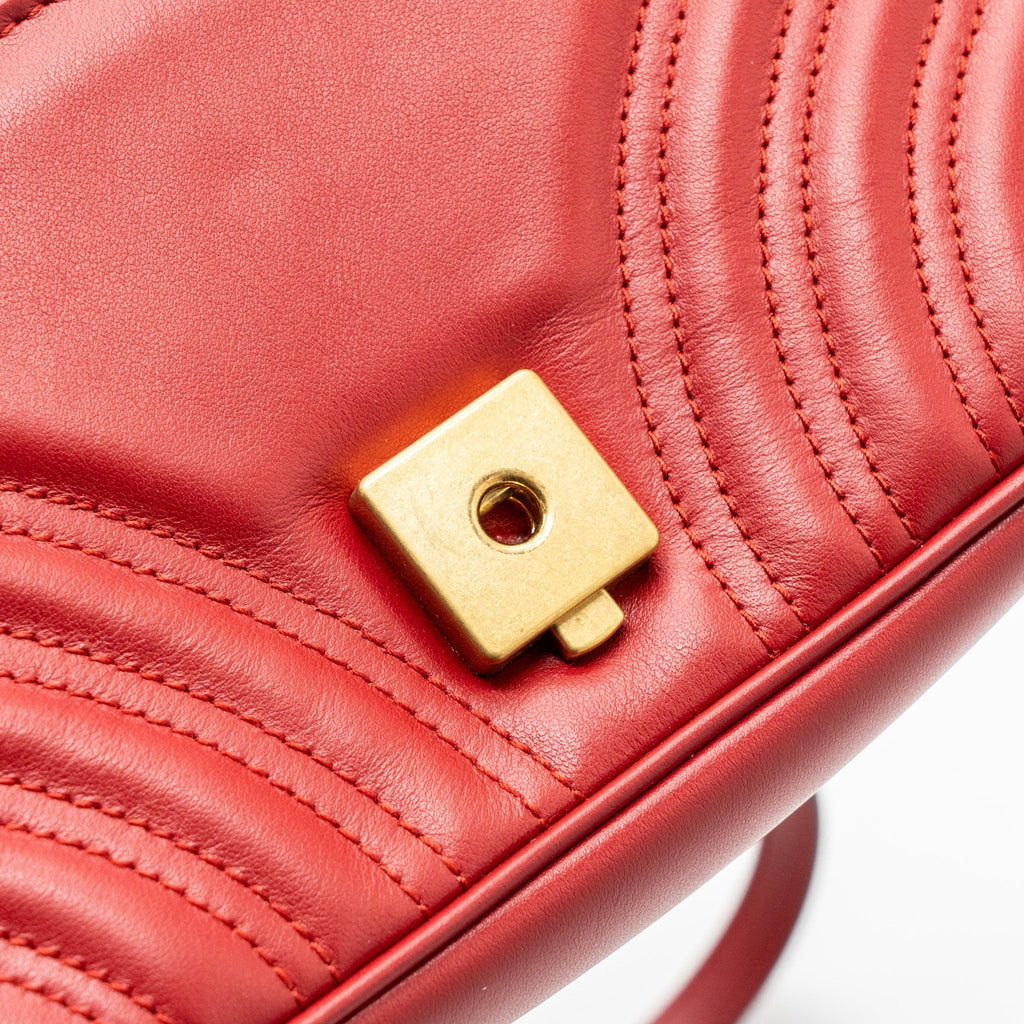 GUCCI SMALL GG MARMONT SHOULDER BAG CALFSKIN RED GHW
