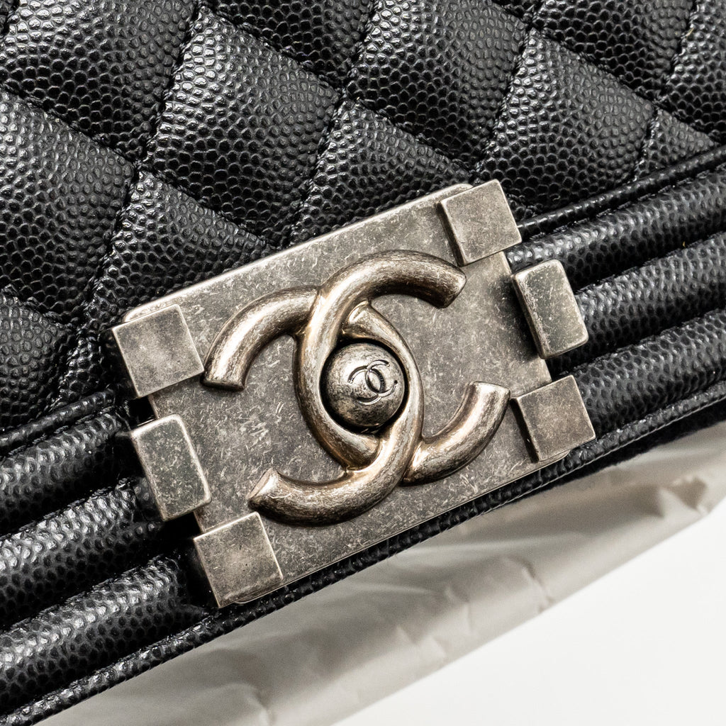 CHANEL SMALL BOY BAG CAVIAR BLACK RUTHENIUM SHW (MICROCHIP)