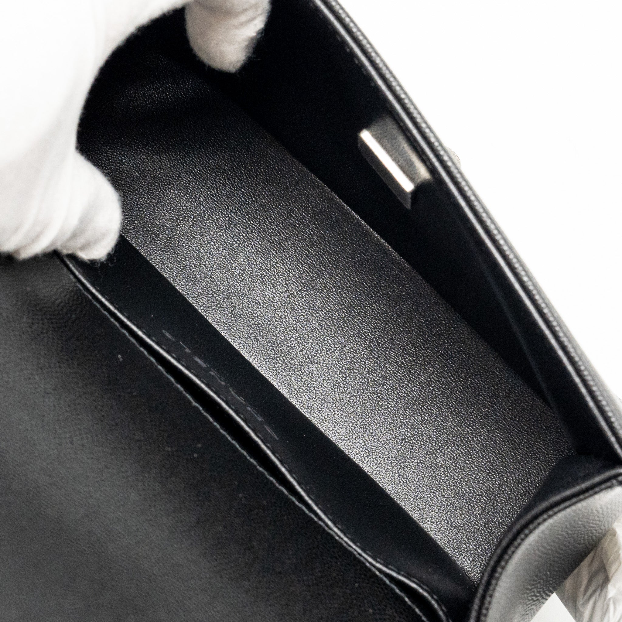 CHANEL SMALL BOY BAG CAVIAR BLACK RUTHENIUM SHW (MICROCHIP)