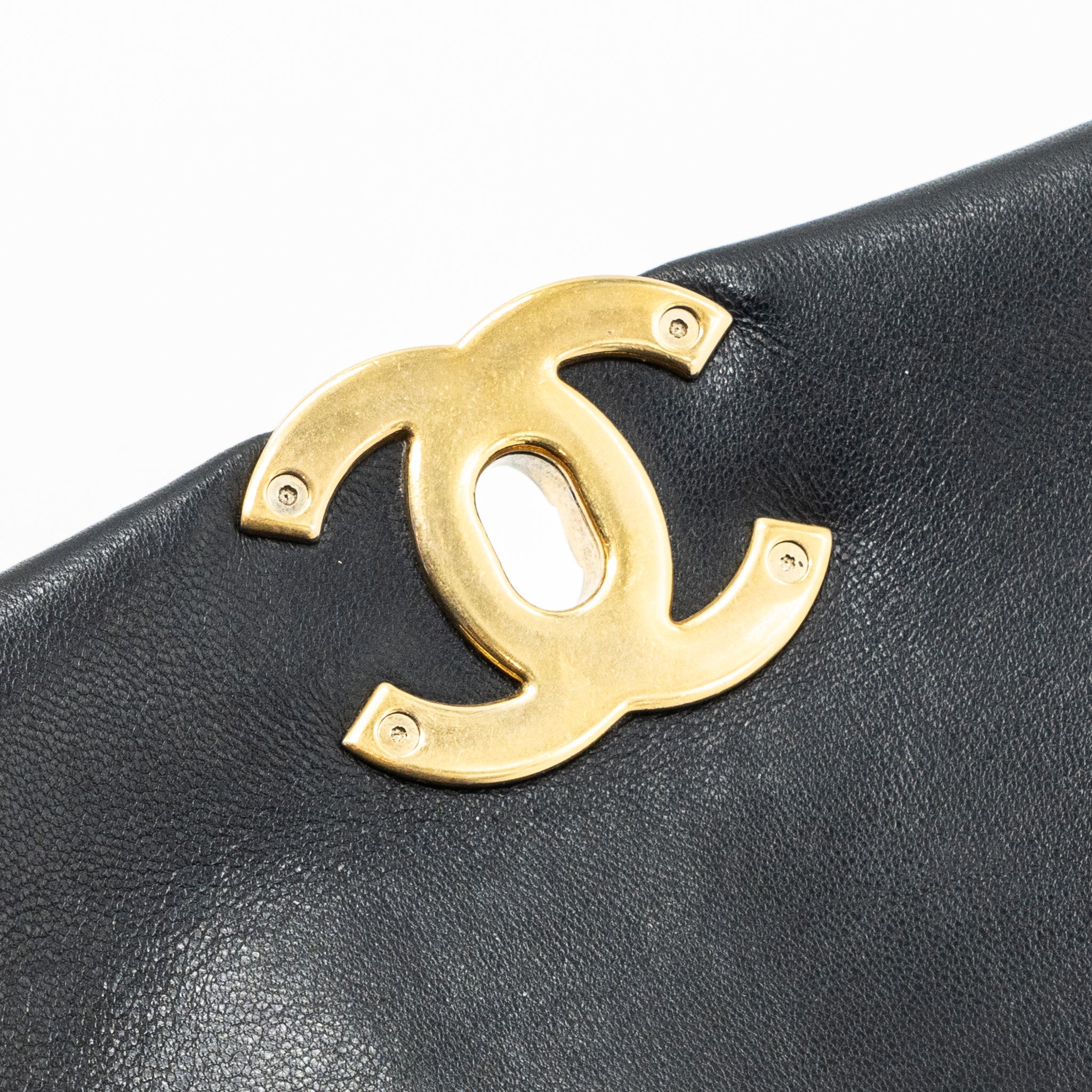 CHANEL SMALL 19 BAG GOATSKIN BLACK MULTICOLOUR HARDWARE