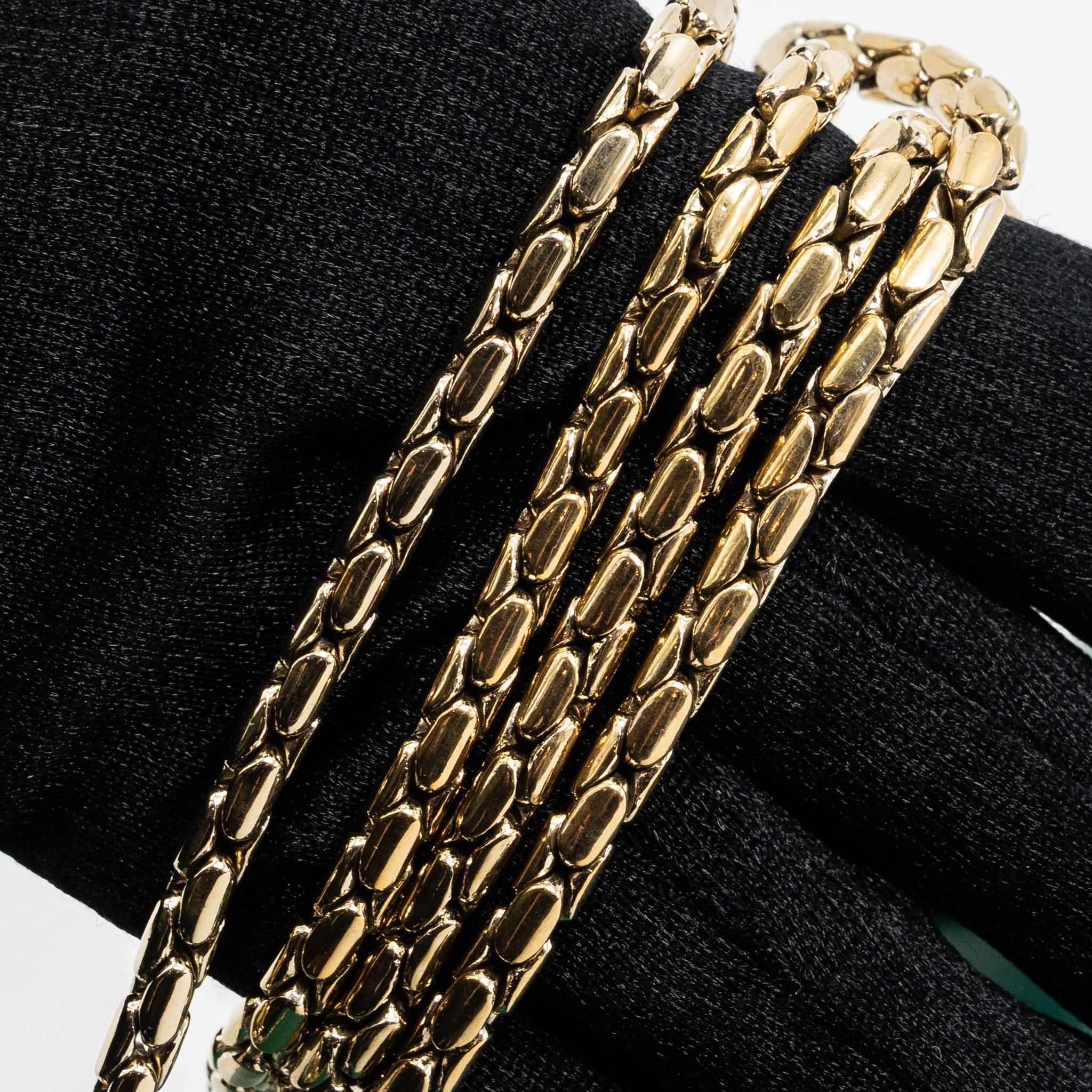 BVLGARI SERPENTI FOREVER CHAIN BAG CALFSKIN GREEN LGHW