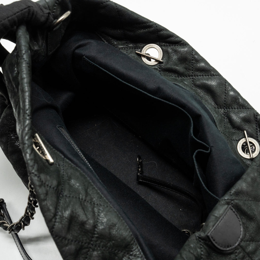 CHANEL LARGE QUILTED SHOULDER BAG CALFSKIN BLACK SHW