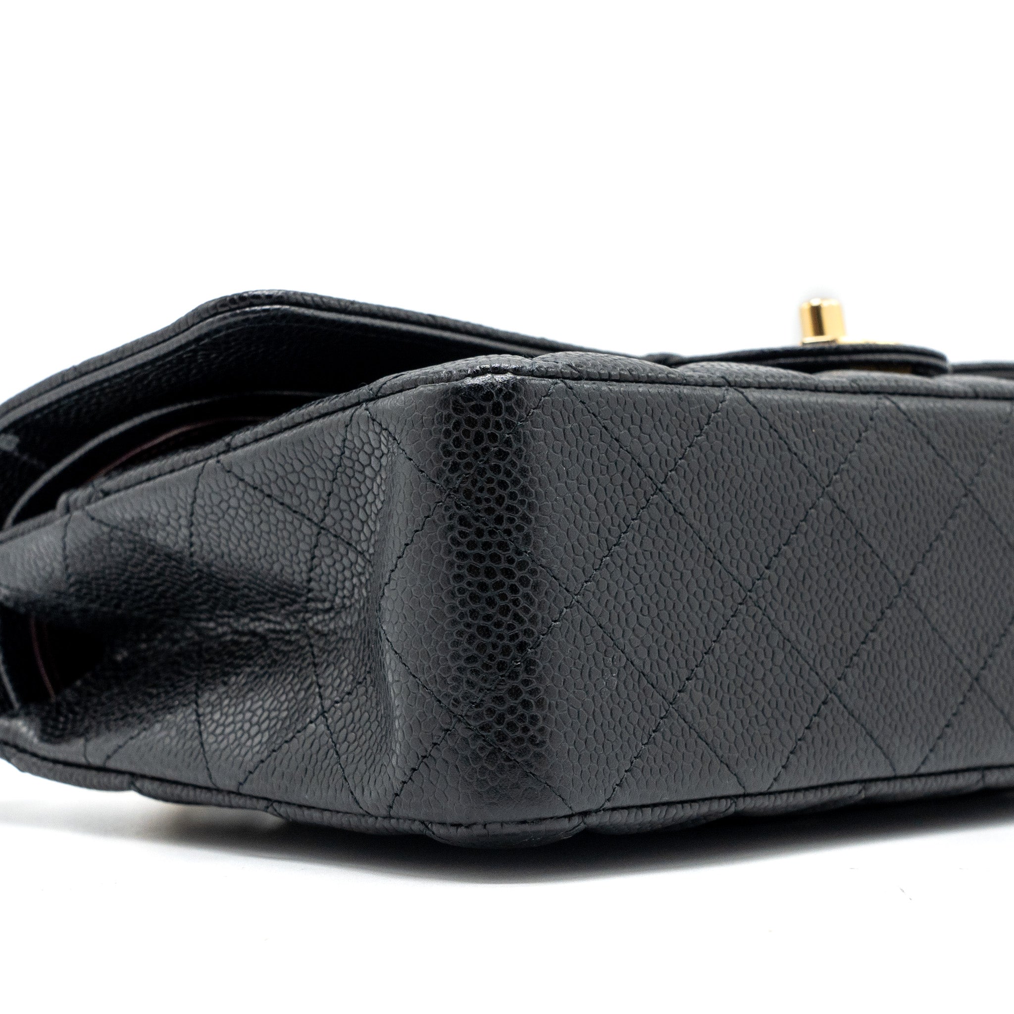 CHANEL MEDIUM CLASSIC DOUBLE FLAP BAG CAVIAR BLACK GHW (MICROCHIP)