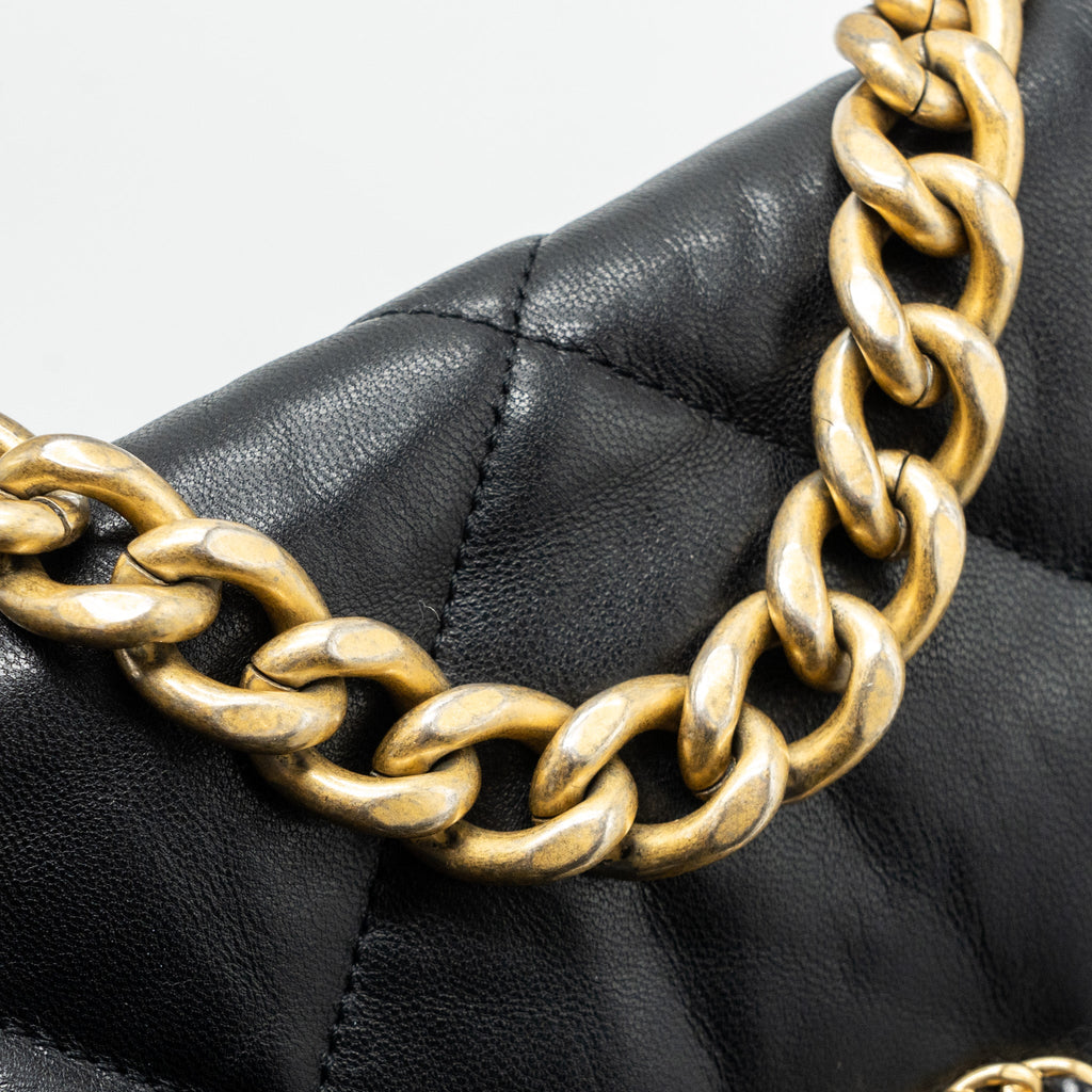 CHANEL SMALL 19 BAG GOATSKIN BLACK MULTICOLOUR HARDWARE