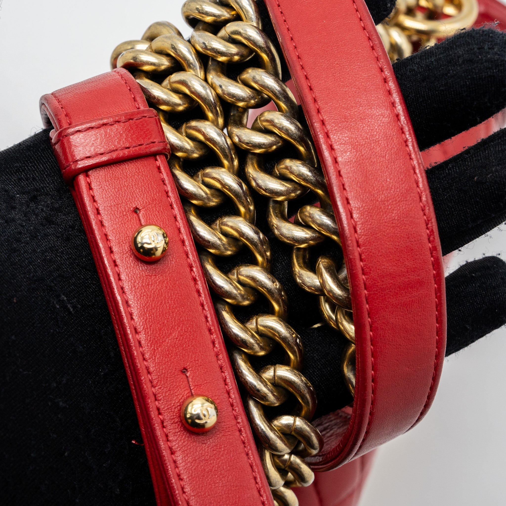 CHANEL MEDIUM BOY BAG LAMBSKIN RED BRUSHED GHW