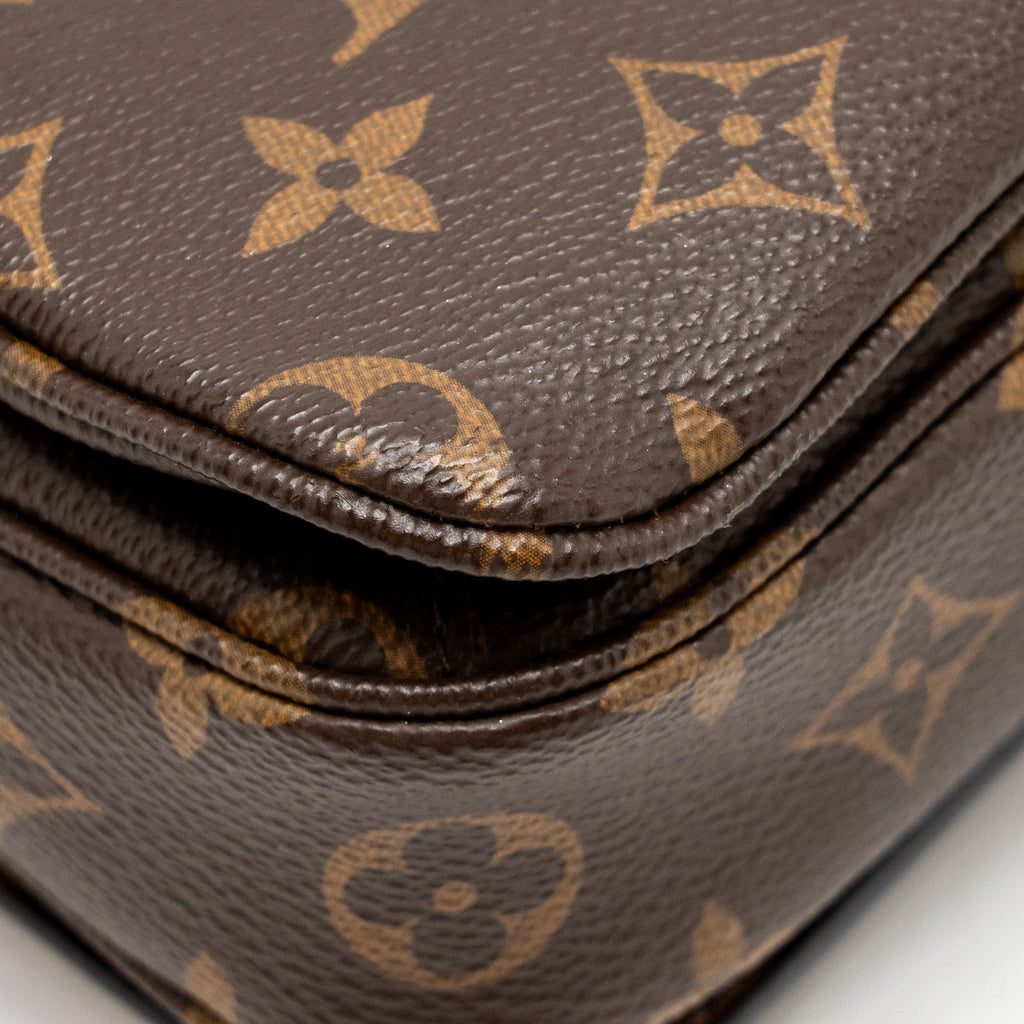 LOUIS VUITTON POCHETTE METIS MONOGRAM CANVAS GHW