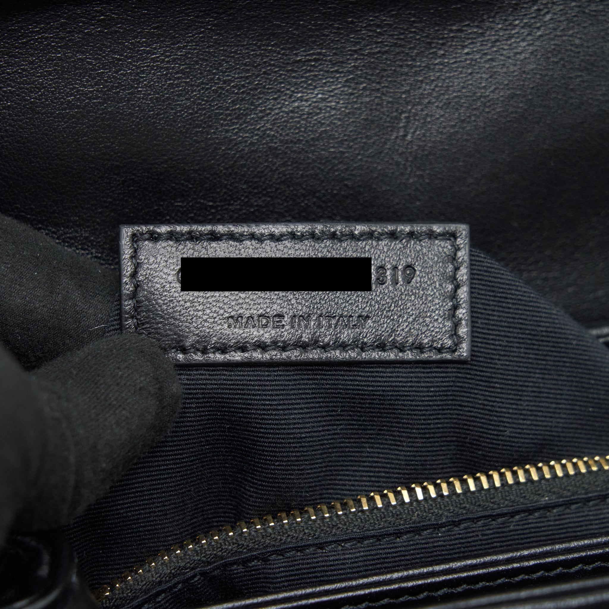 SAINT LAURENT/ YSL TOY LOULOU BAG QUILTED BLACK GHW