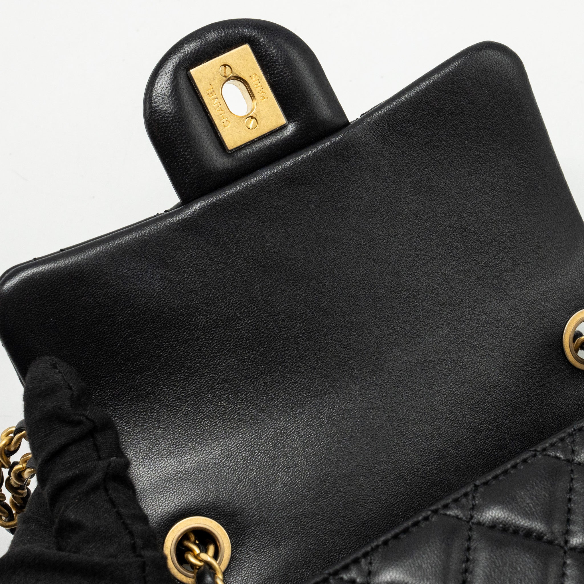 CHANEL PEARL CRUSH MINI SQUARE FLAP BAG LAMBSKIN BLACK GHW (MICROCHIP)