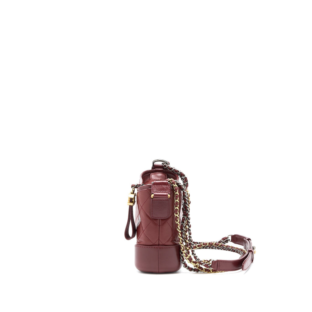 CHANEL SMALL GABRIELLE HOBO BAG CALFSKIN BURGUNDY MULTICOLOUR HARDWARE
