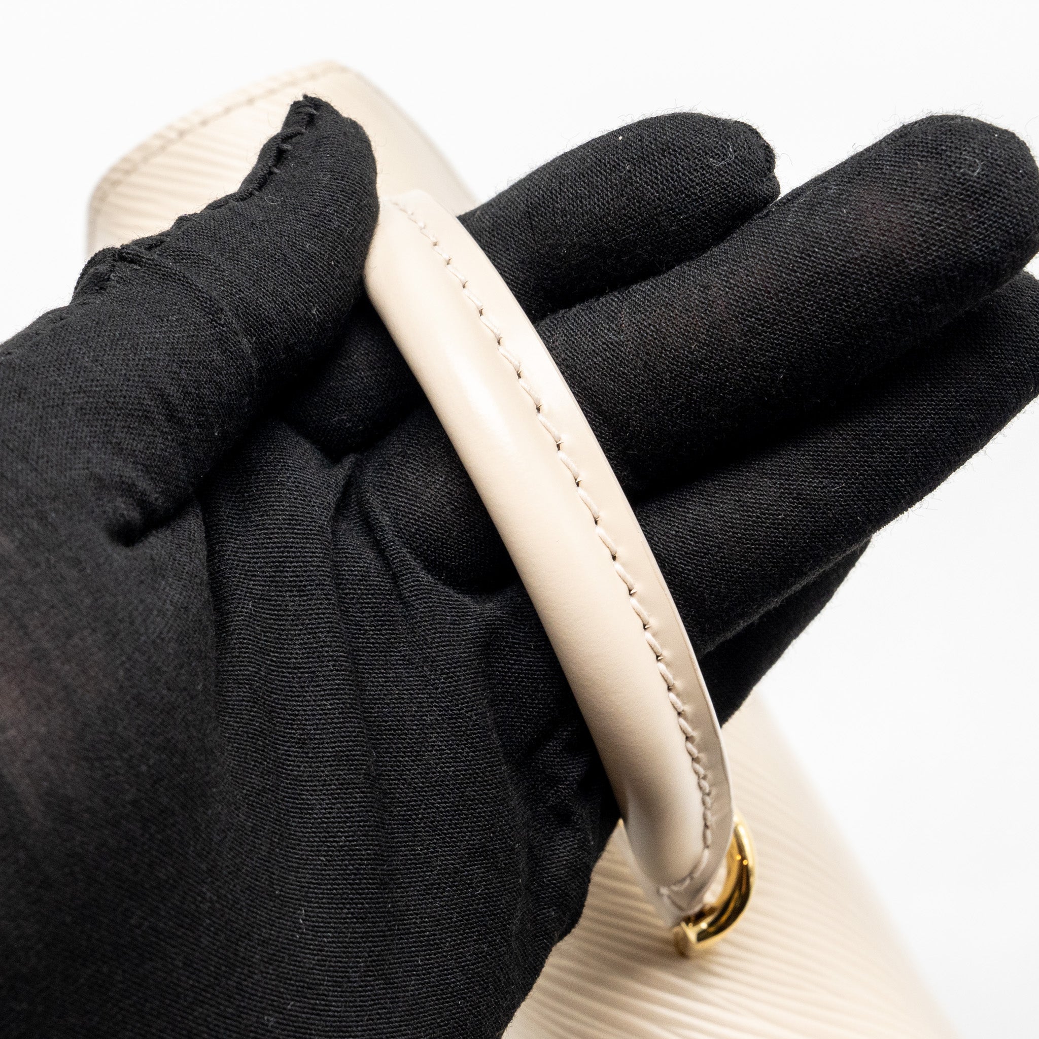 LOUIS VUITTON CLUNNY MINI EPI CREAM WHITE/MULTICOLOUR STRAP SHW