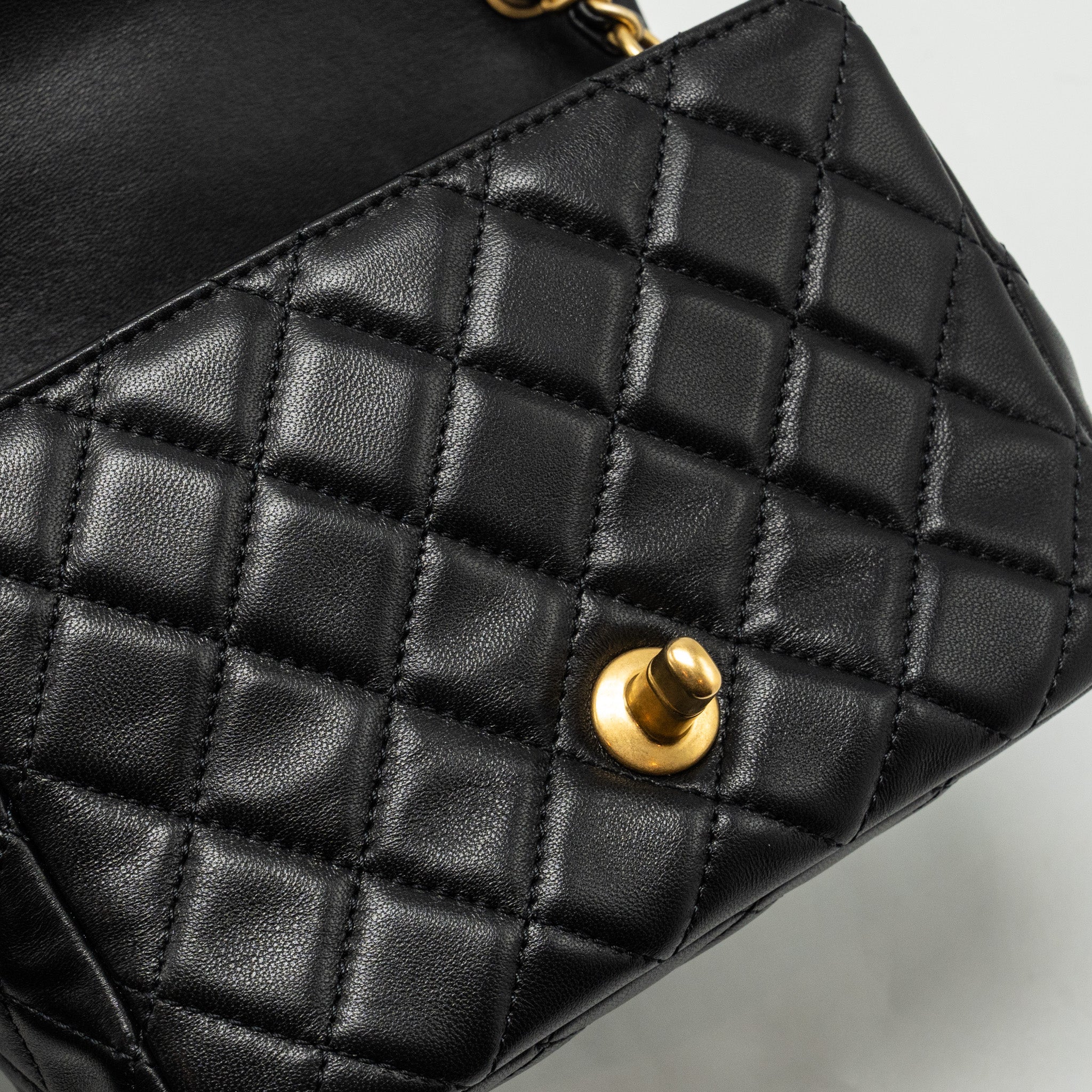 CHANEL PEARL CRUSH MINI SQUARE FLAP BAG LAMBSKIN BLACK GHW (MICROCHIP)