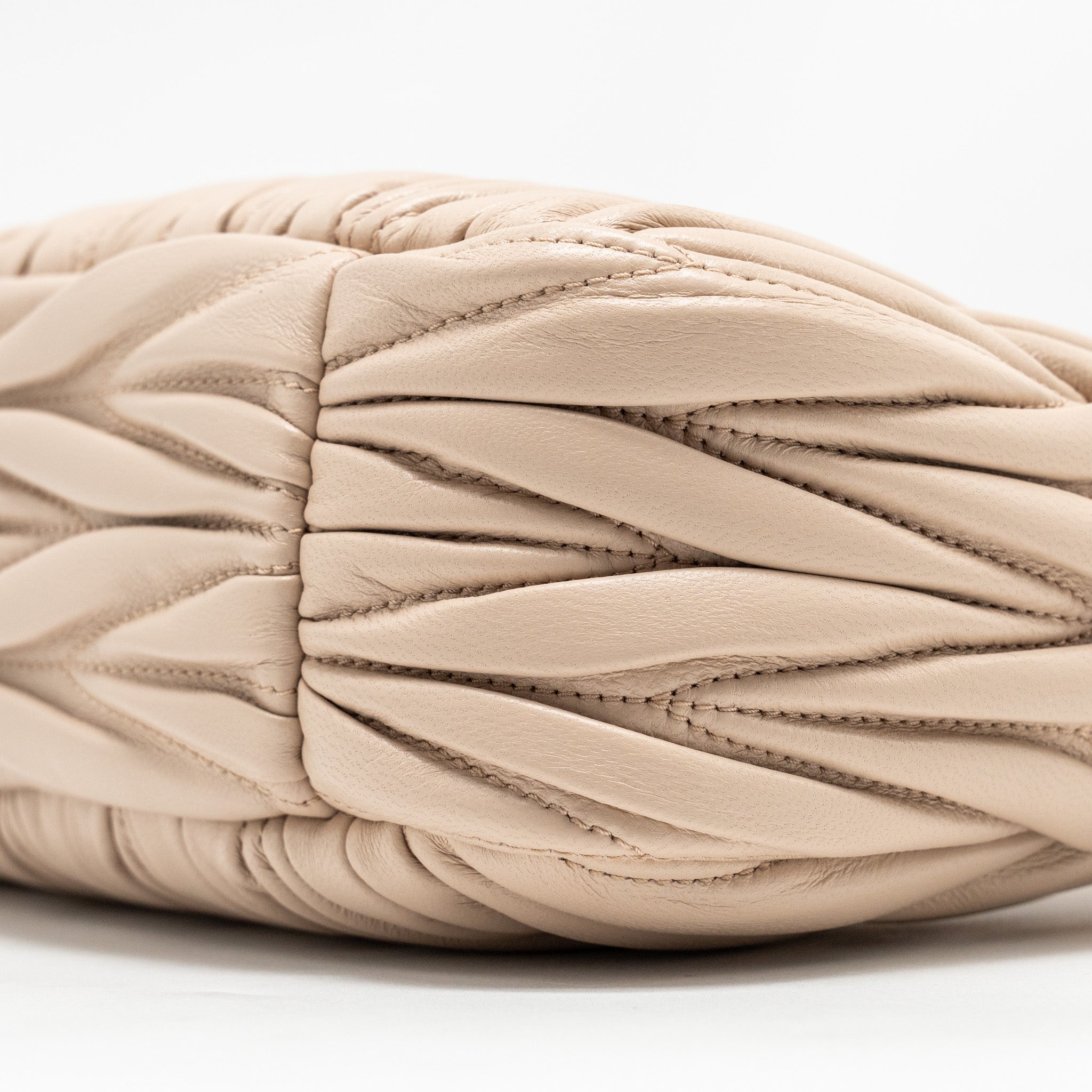 MIUMIU WANDER MATELASSE HOBO BAG NAPPA LAMBSKIN BEIGE GHW
