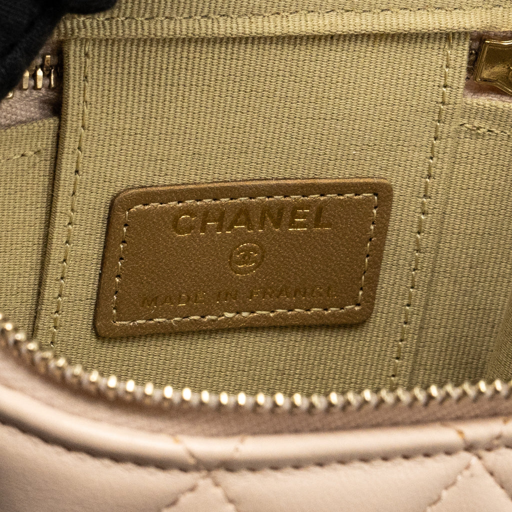 CHANEL PEARL CRUSH MINI VANITY WITH CHAIN LAMBSKIN LIGHT BEIGE GHW