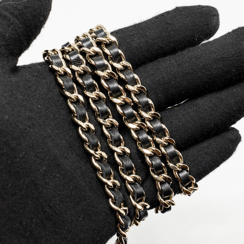 CHANEL 25B CC TOP HANDLE VANITY WITH CHAIN LAMBSKIN BLACK LGHW (MICROCHIP)