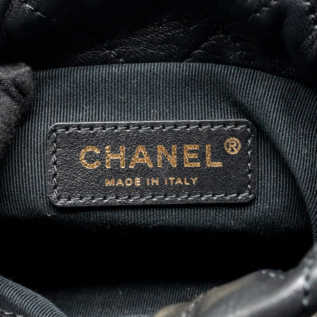CHANEL ABOUT PEARLS QUILTED DRAWSTRING BUCKET BAG LAMBSKIN BLACK LGHW