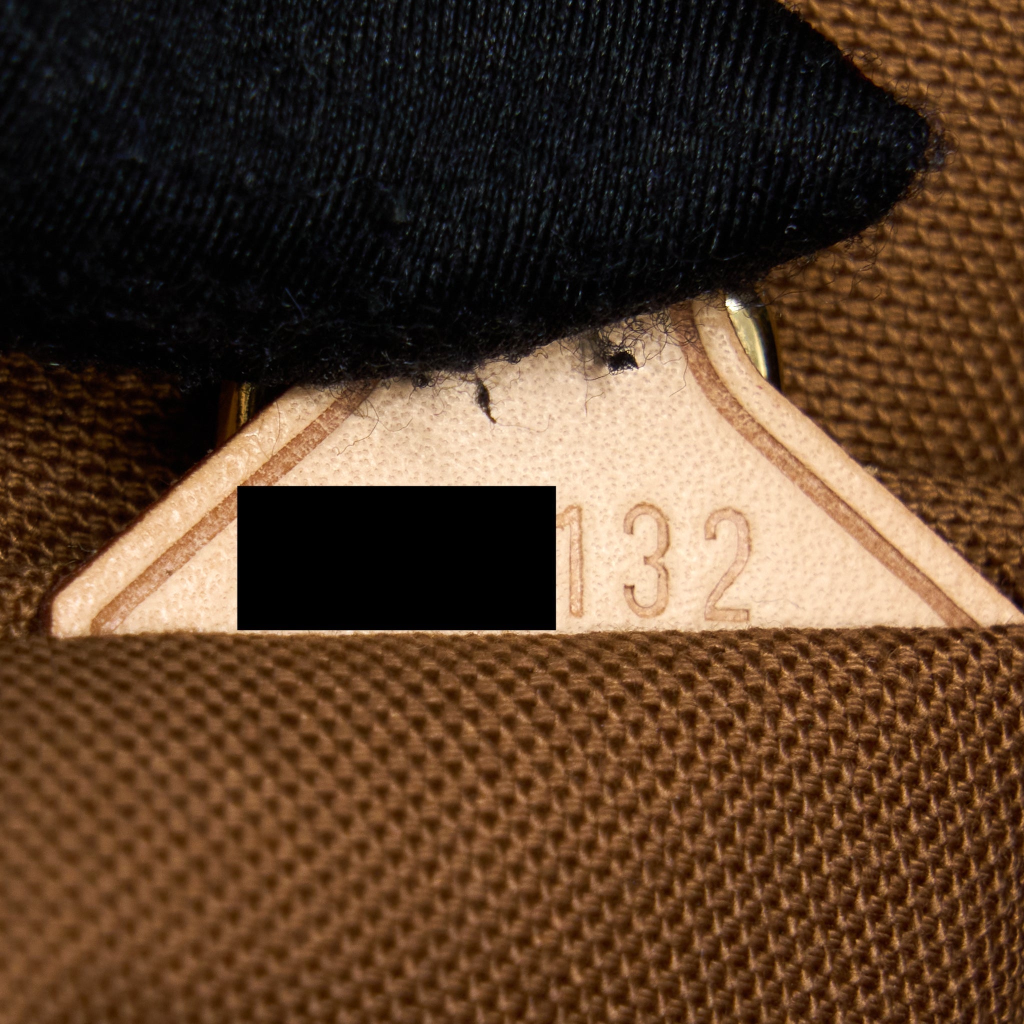 LOUIS VUITTON VINTAGE SHOULDER BAG MONOGRAM CANVAS GHW